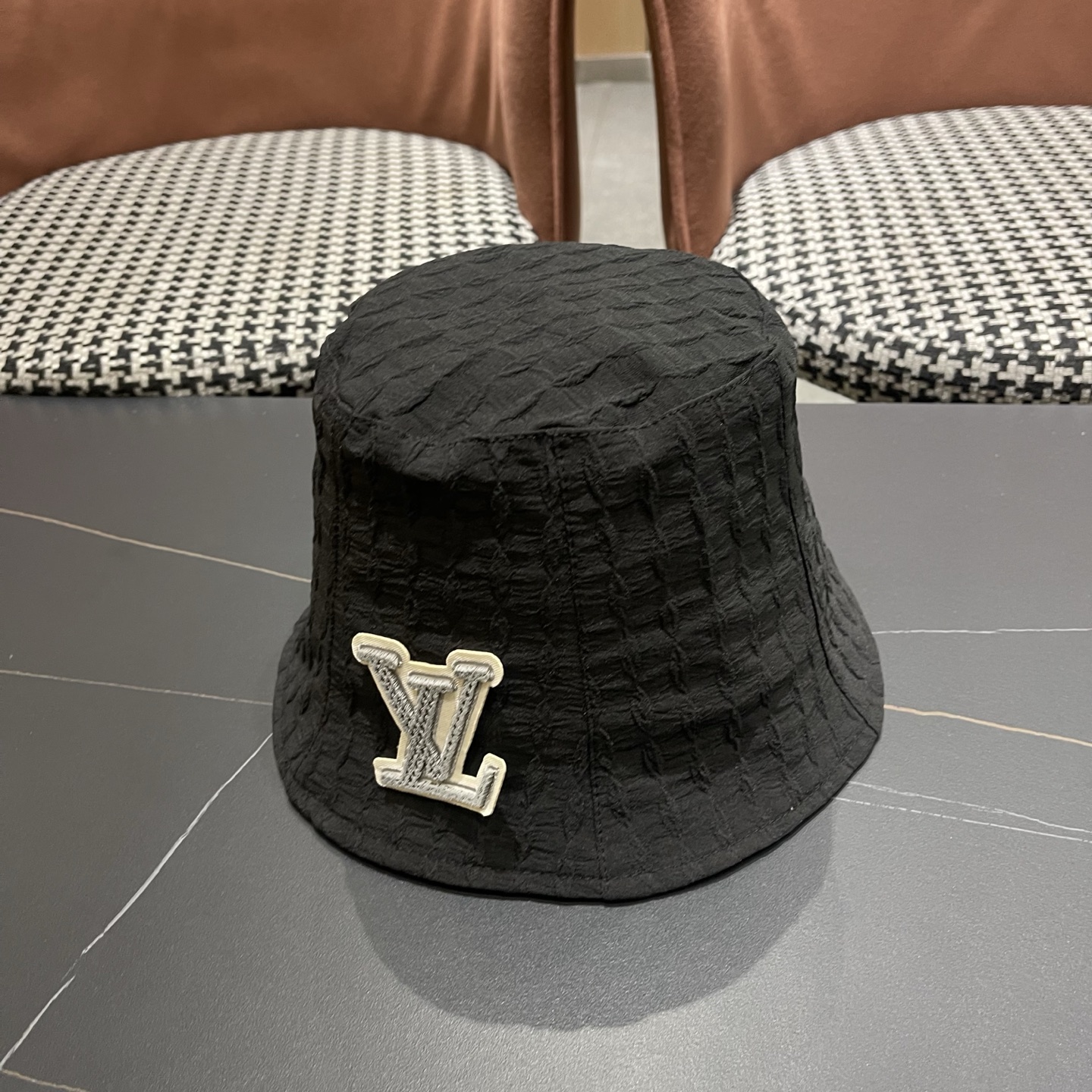 Louis Vuitton hat LVLouis Vuitton 2026New — photo 2