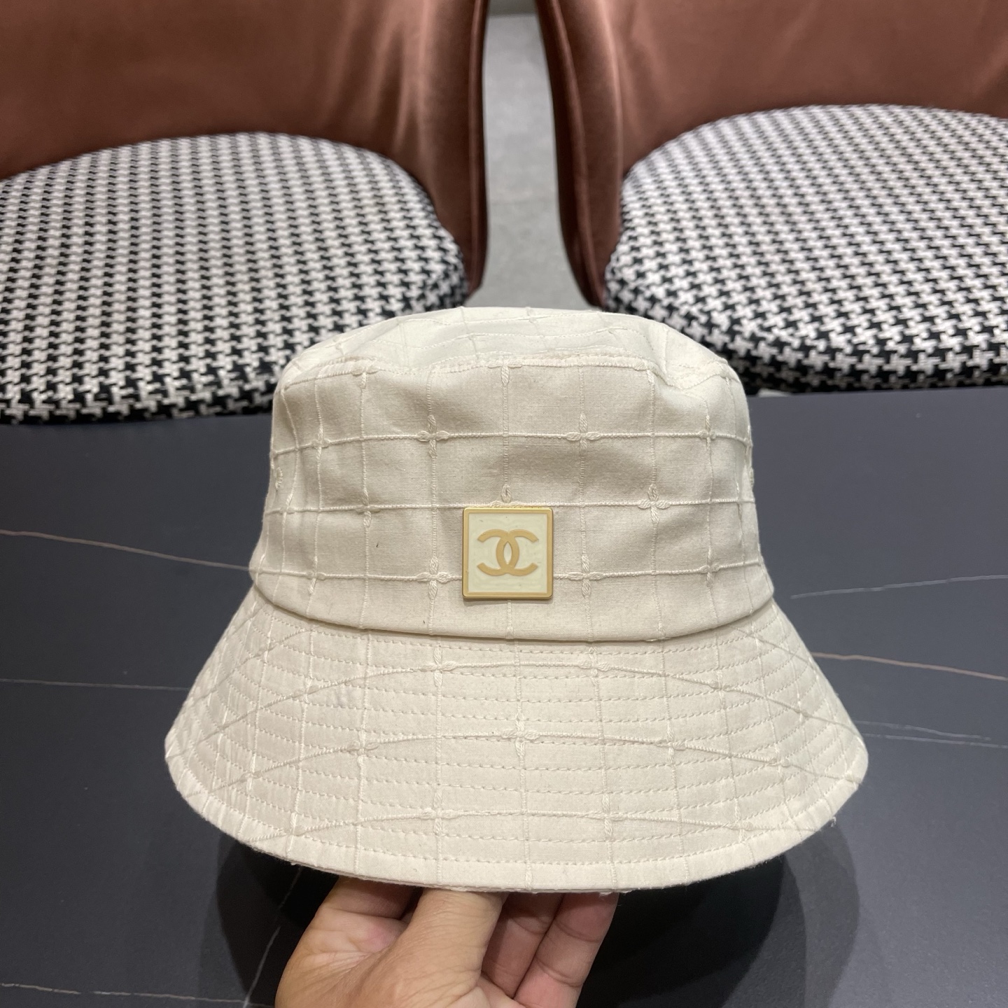 CHANEL香奈儿 刺绣四叶花格纹黑色米色盆帽子女春夏新款 日系格子渔夫帽出游百搭