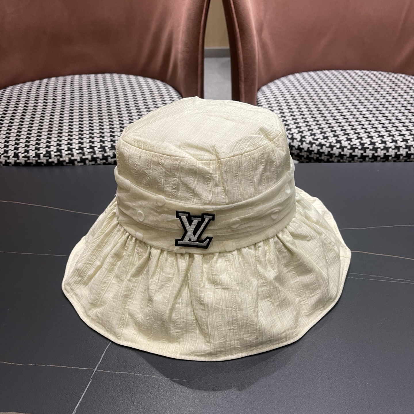 NO:867005,LV Louis Vuitton sun hat women 2026 new summer large brim sun protection fisherman hat thin breathable anti-UV sun hat hat straw hat fisherman hat baseball cap, hat, louis vuitton, louis vuitton, espadrilles, hats19860909LV路易威登 遮阳帽子女2026新款夏季大帽檐防 晒渔夫帽薄款透气防紫外线太阳帽帽子草帽渔夫帽棒球帽,帽子,louis vuitton,louis vuitton,espadrilles,hats,hat