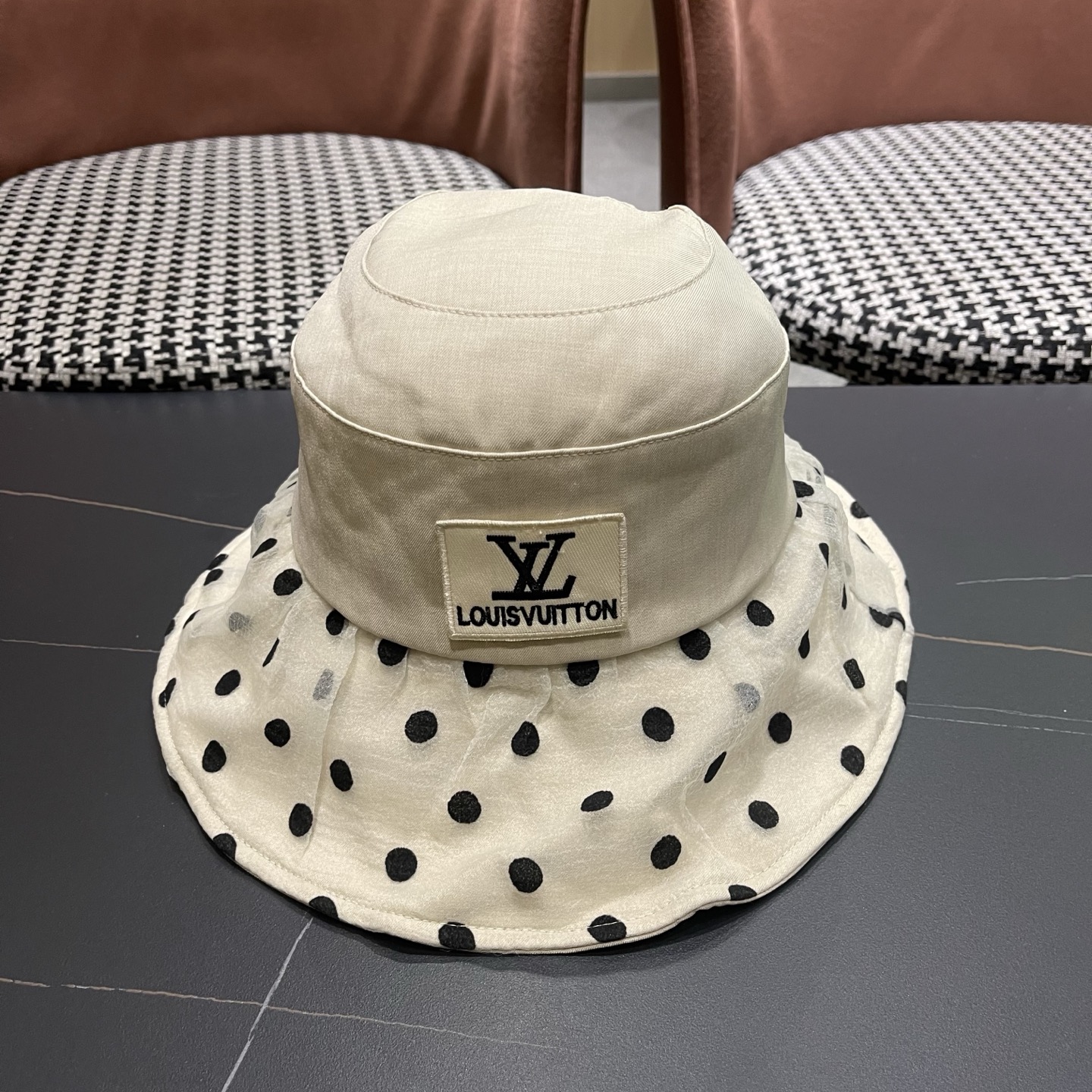 LV路易威登 新款春夏季波点蕾丝蝴蝶结渔夫帽子女日系简约大帽檐防晒出游