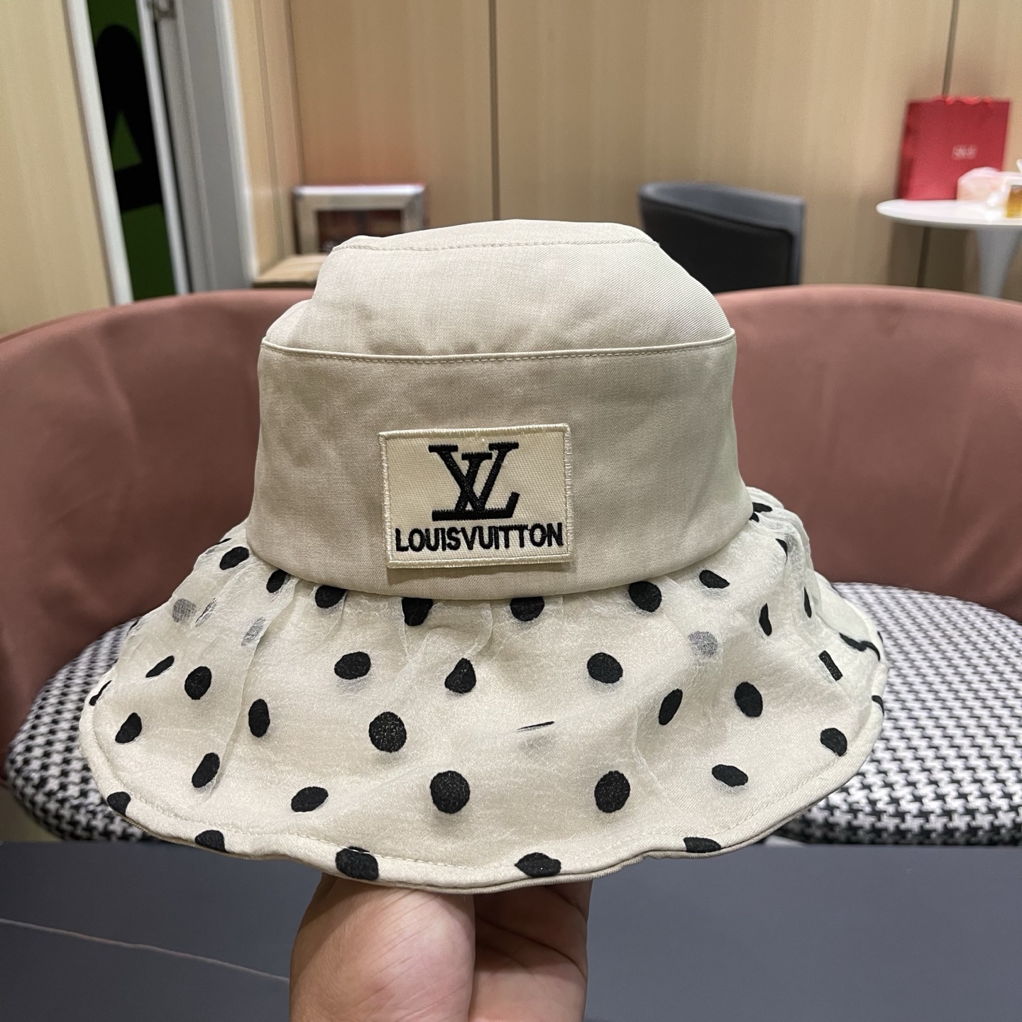 LV路易威登 新款春夏季波点蕾丝蝴蝶结渔夫帽子女日系简约大帽檐防晒出游