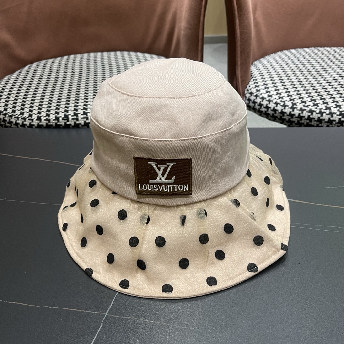 LV路易威登 新款春夏季波点蕾丝蝴蝶结渔夫帽子女日系简约大帽檐防晒出游