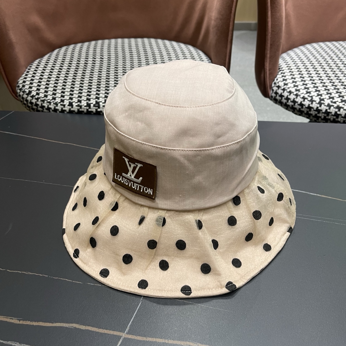LV路易威登 新款春夏季波点蕾丝蝴蝶结渔夫帽子女日系简约大帽檐防晒出游