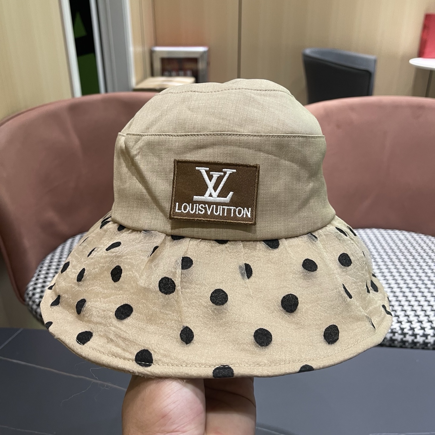 LV路易威登 新款春夏季波点蕾丝蝴蝶结渔夫帽子女日系简约大帽檐防晒出游