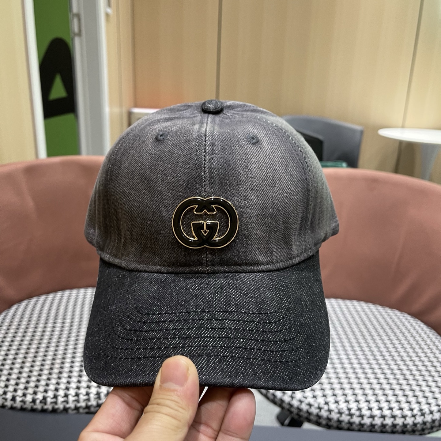 GUCCI古奇棒球帽 😍新款牛仔棒球帽，重工打造♥️高端大气，百搭款🤗男女通用！