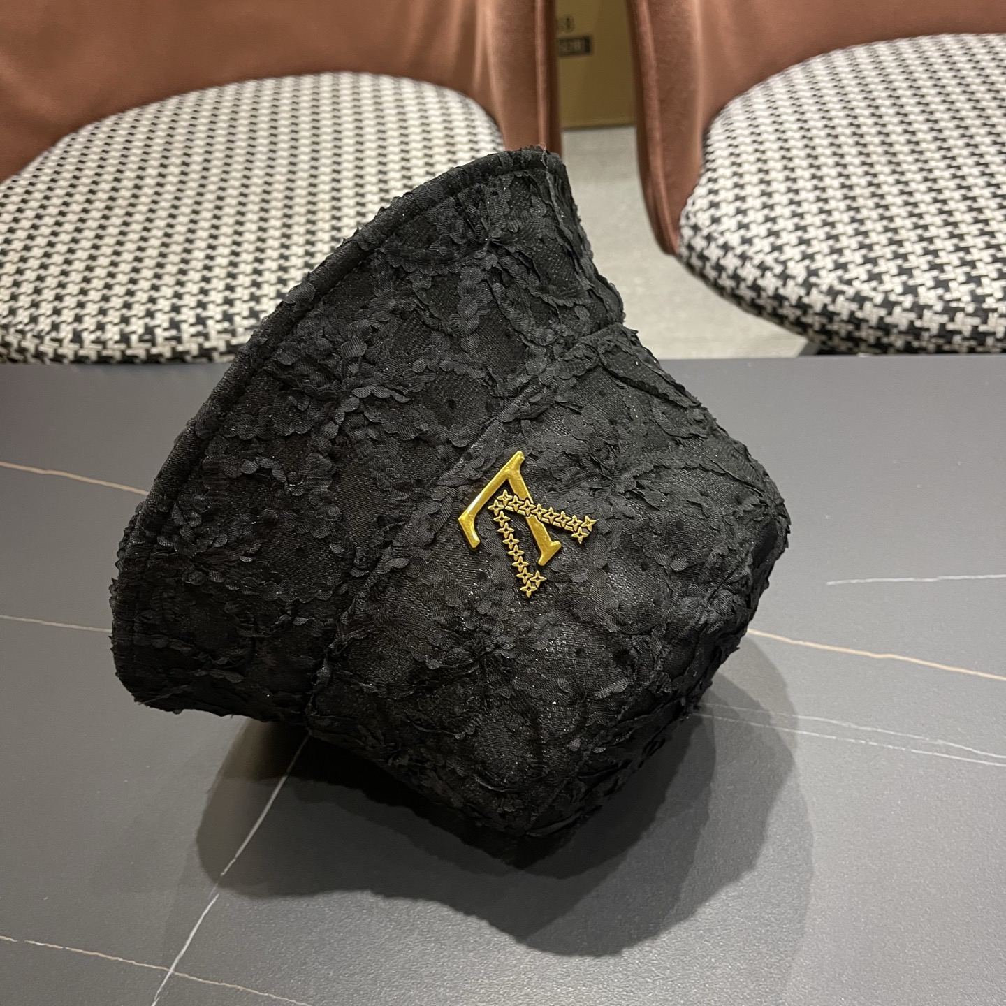 LV路易威登 帽子女夏天遮阳平顶薄款蕾丝盆帽潮日系百搭可折叠气质复古渔夫帽