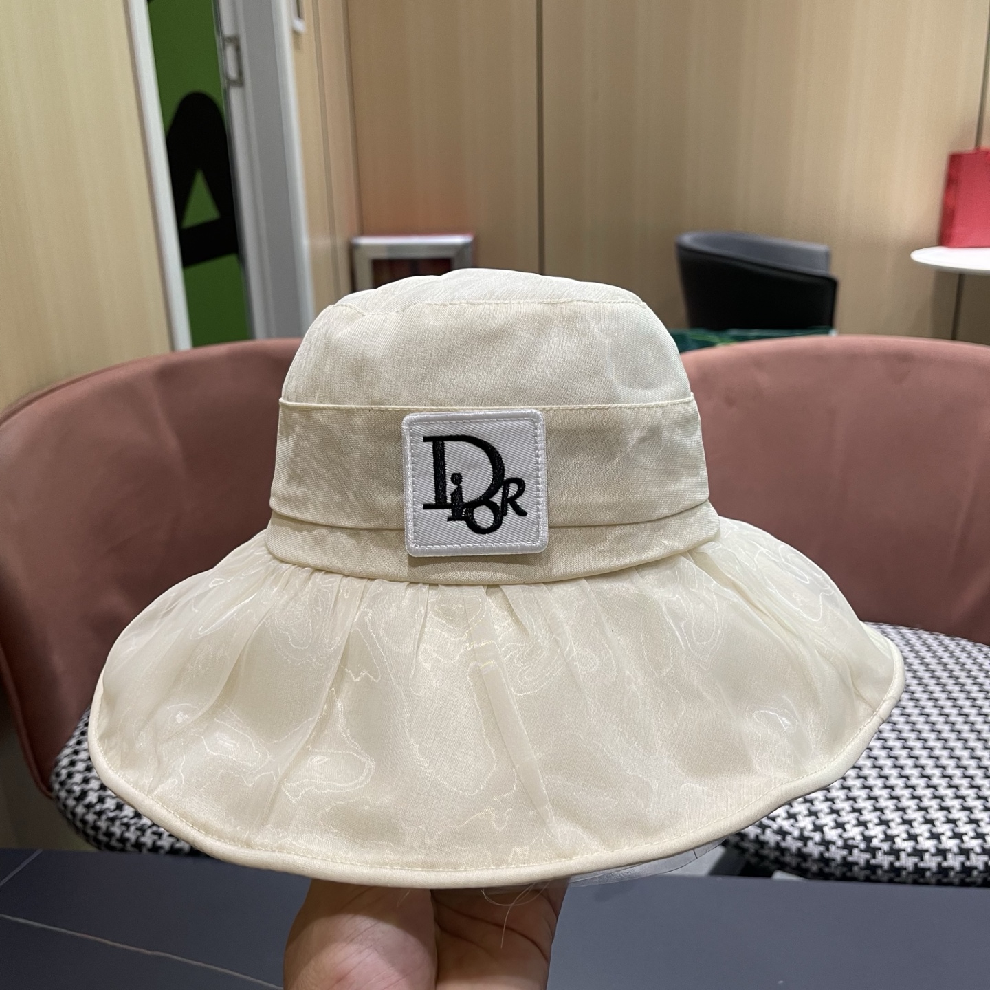 迪奥Dior韩版蝴蝶结2026新款渔夫帽子女款夏天配裙子遮阳盆帽脸小大檐防晒太阳帽