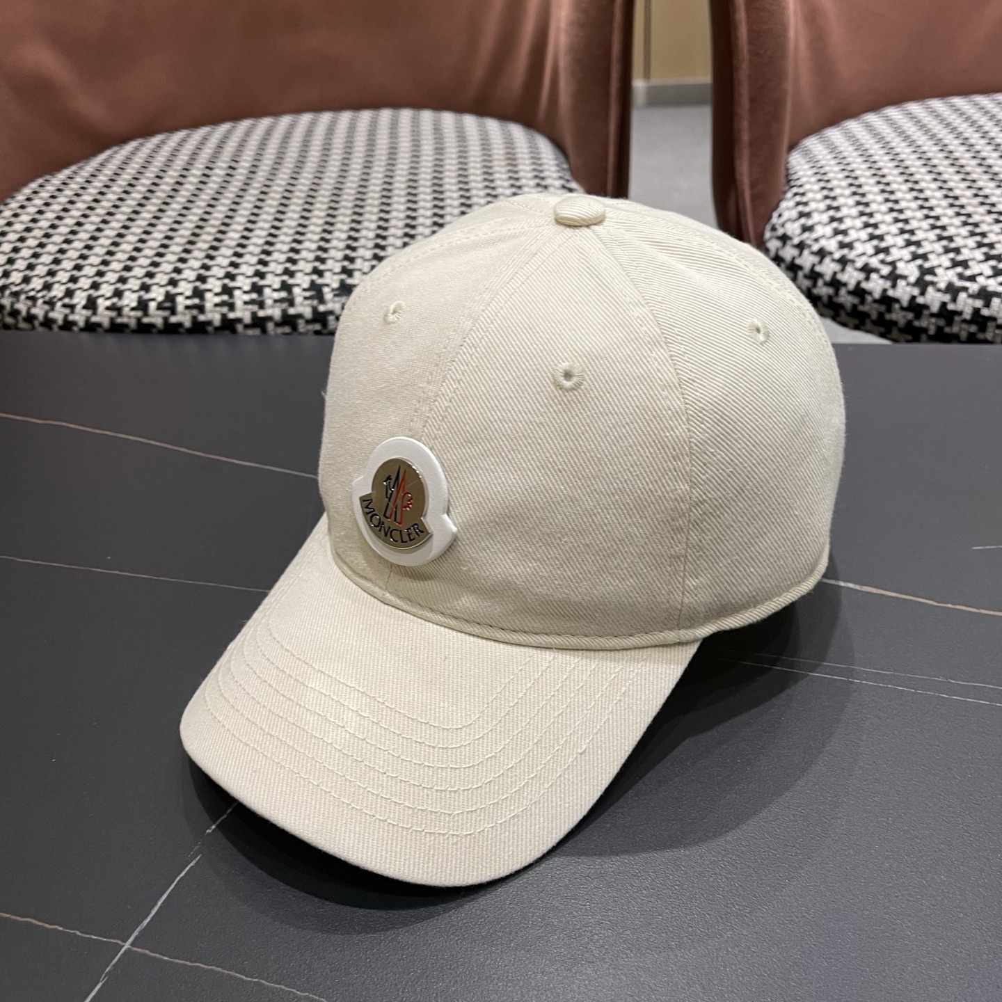 【Moncler蒙口】2026新款简约纯色男女款棒球帽，日常百搭