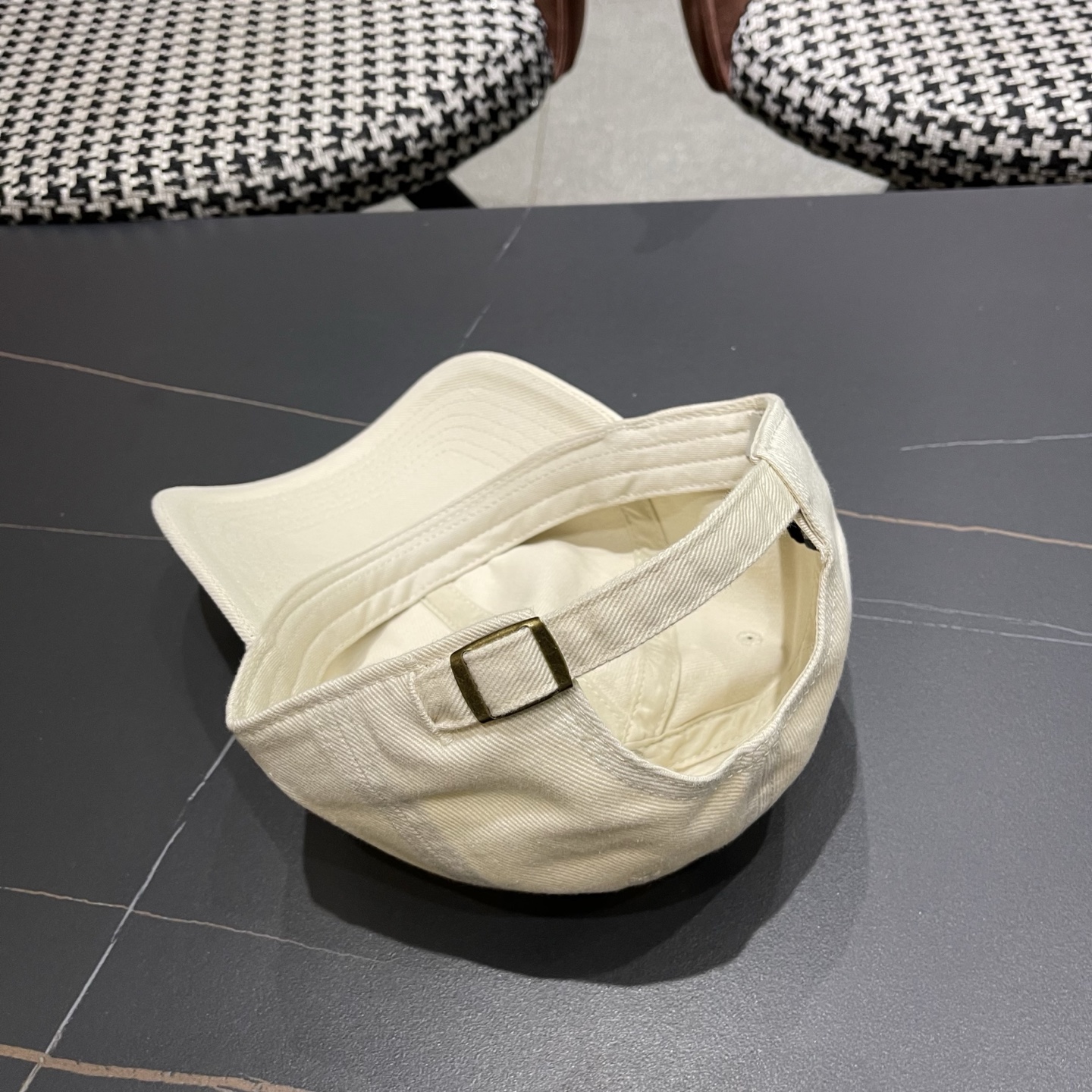 【Moncler蒙口】2026新款简约纯色男女款棒球帽，日常百搭