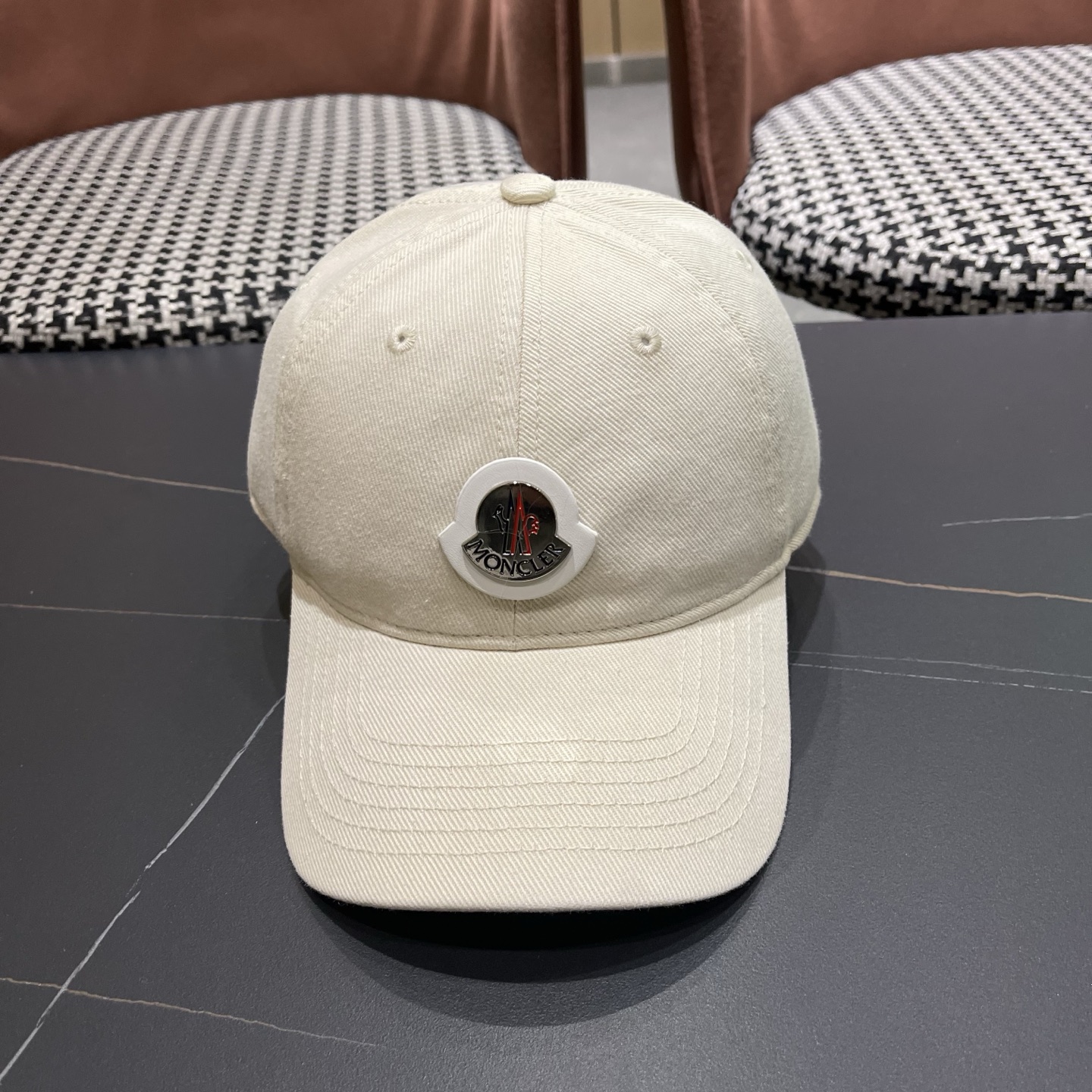 【Moncler蒙口】2026新款简约纯色男女款棒球帽，日常百搭