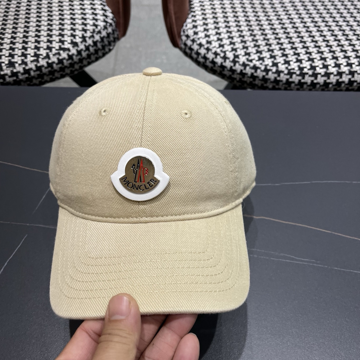 【Moncler蒙口】2026新款简约纯色男女款棒球帽，日常百搭