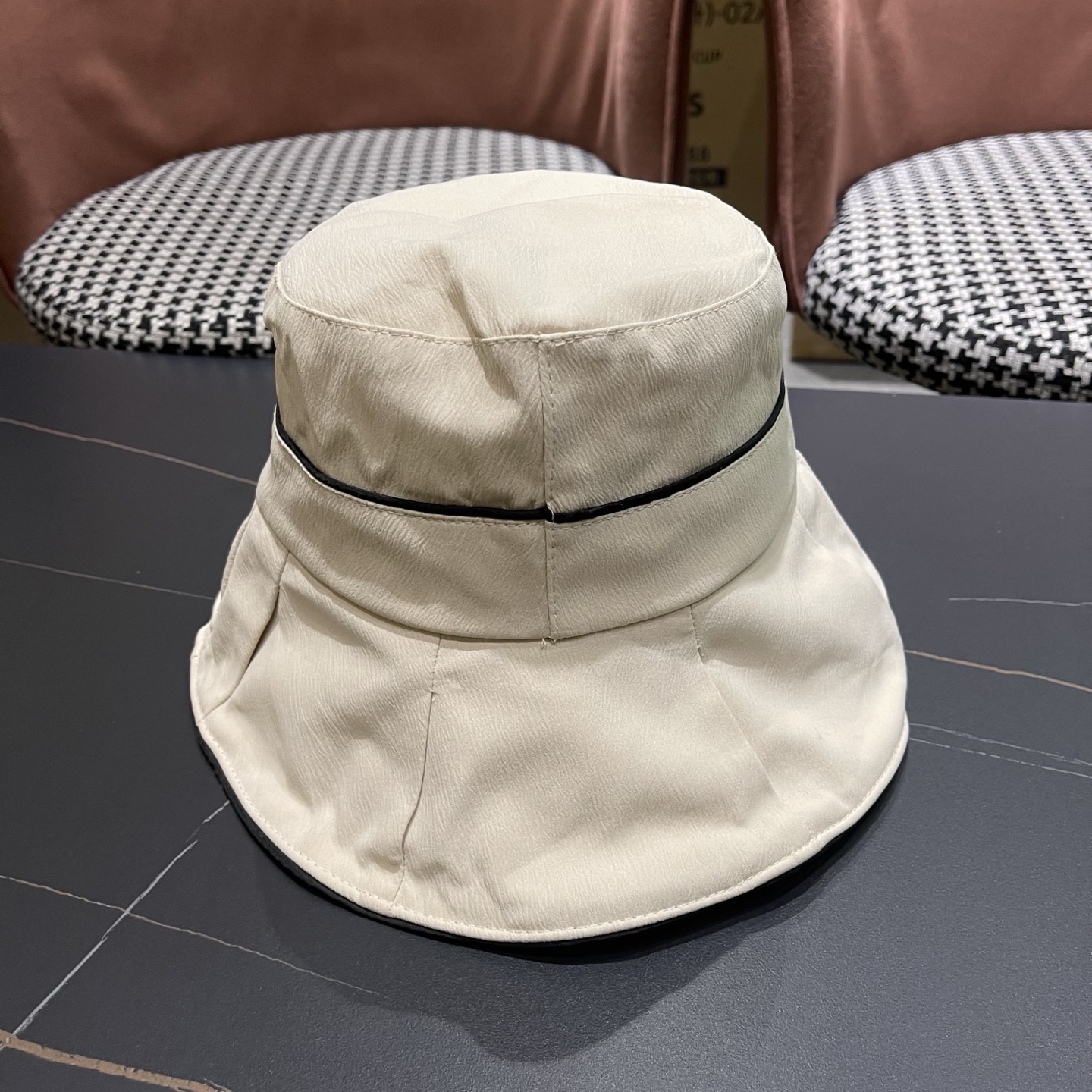 HERMES爱马仕韩版夏季新款帽子女百渔夫帽黑胶防晒遮阳帽折叠太阳帽潮