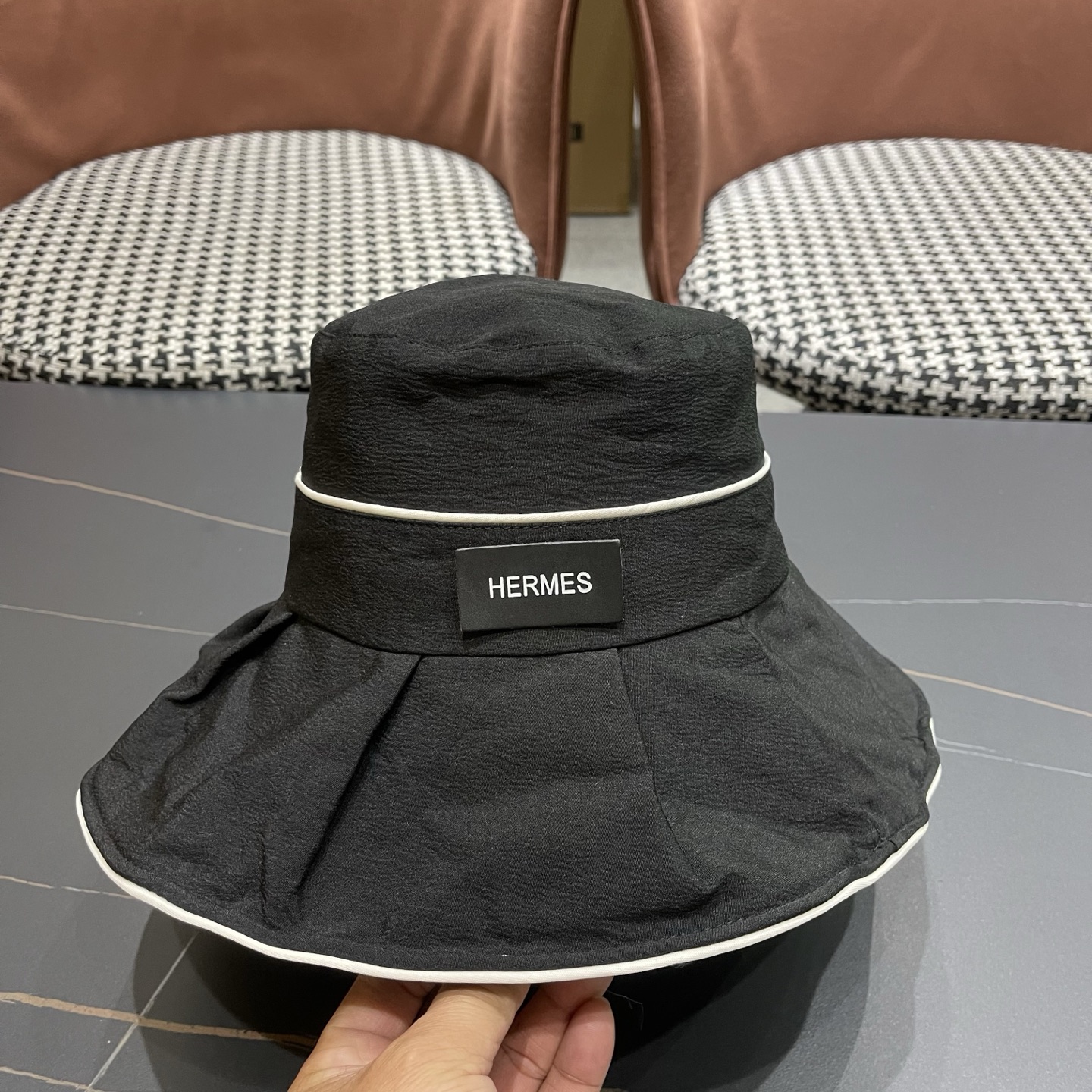 HERMES爱马仕韩版夏季新款帽子女百渔夫帽黑胶防晒遮阳帽折叠太阳帽潮