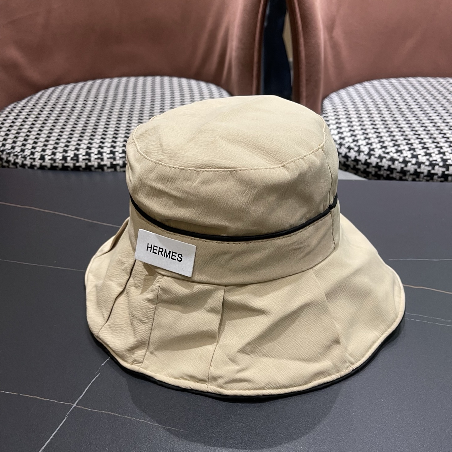 HERMES爱马仕韩版夏季新款帽子女百渔夫帽黑胶防晒遮阳帽折叠太阳帽潮