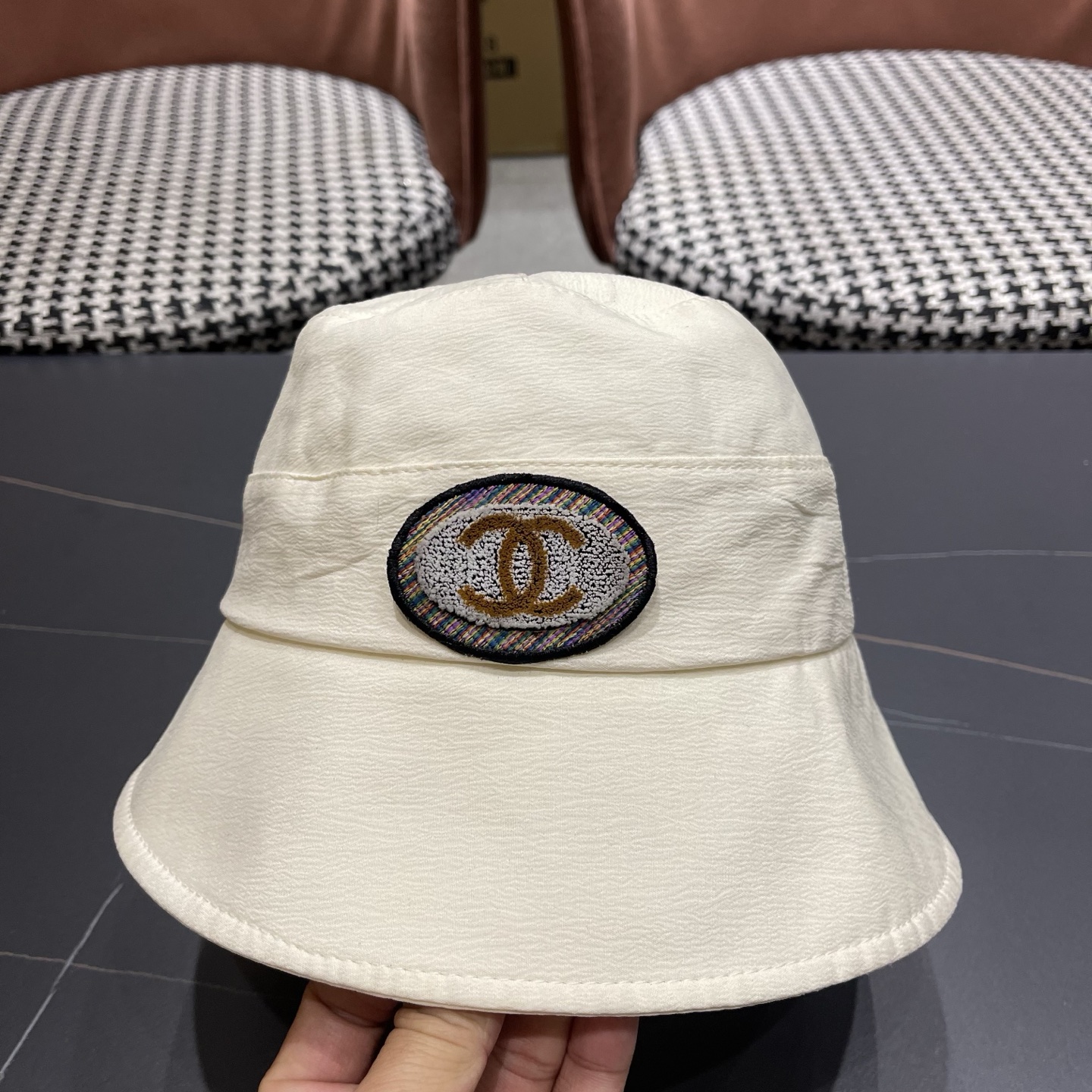 CHANEL香奈儿 日系小众渔夫帽女夏季短沿时尚休闲盆帽遮脸素颜太阳帽男水桶帽子