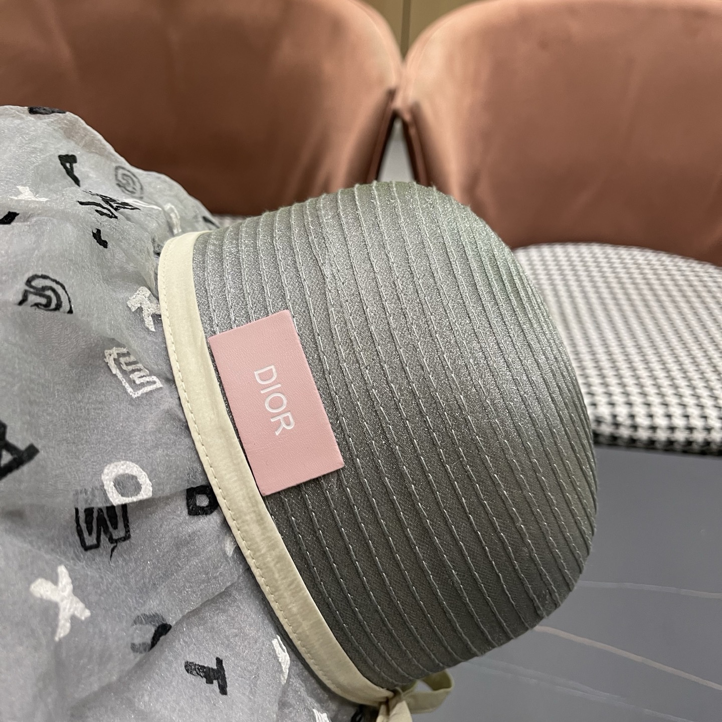 Dior迪奥 时尚字母印花遮阳帽子女春夏旅游度假可折叠欧根纱拼接大檐渔夫帽