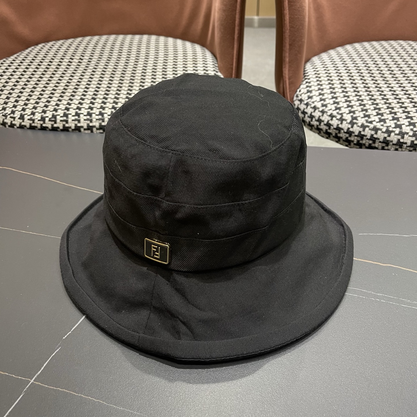 芬迪FENDI 沙滩防晒帽显脸小盆帽大头围可折叠遮阳帽