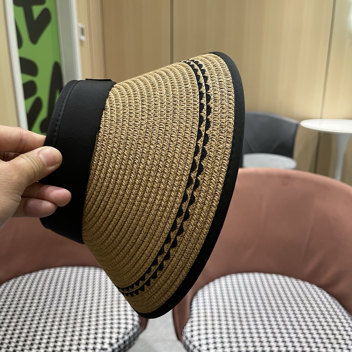 LV路易威登 空顶帽防晒草帽女士夏天时尚大帽檐遮脸防紫外线户外沙滩遮阳帽子
