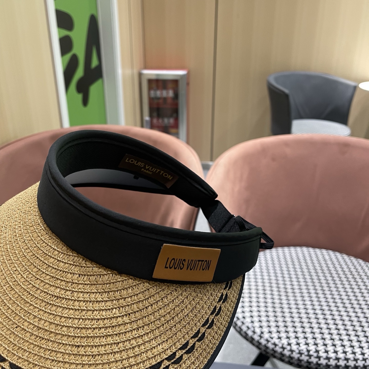LV路易威登 空顶帽防晒草帽女士夏天时尚大帽檐遮脸防紫外线户外沙滩遮阳帽子