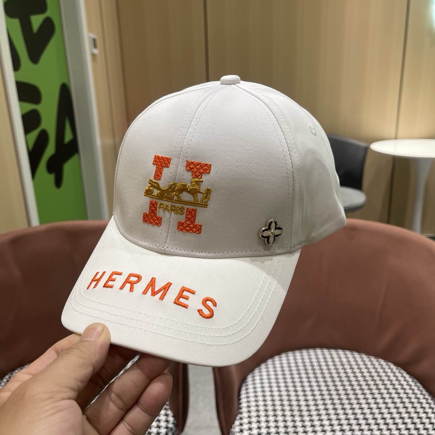 爱马仕HERMES，限量綉花棒球帽，官网原版里布，高版本懂货的来～透气舒适，防晒指数超高，气质名媛风