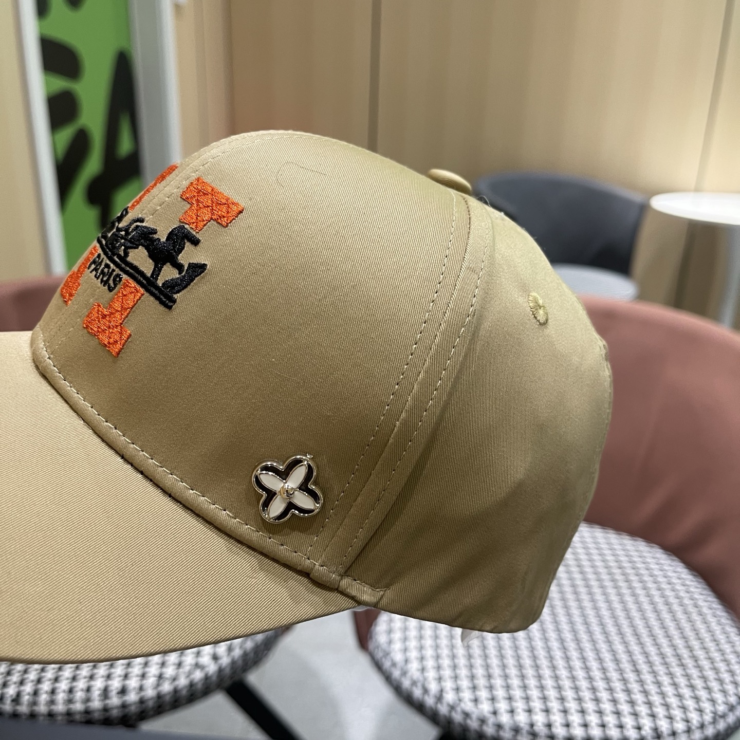 爱马仕HERMES，限量綉花棒球帽，官网原版里布，高版本懂货的来～透气舒适，防晒指数超高，气质名媛风