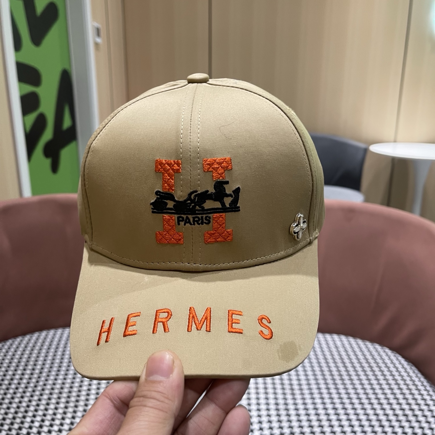 爱马仕HERMES，限量綉花棒球帽，官网原版里布，高版本懂货的来～透气舒适，防晒指数超高，气质名媛风