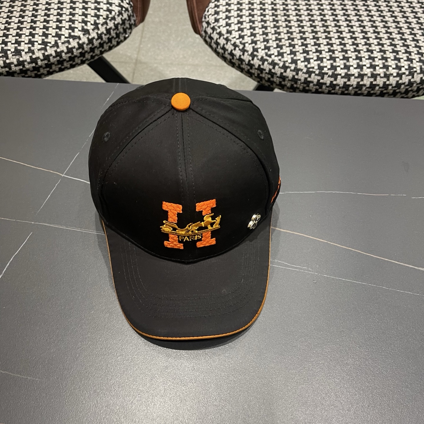 爱马仕HERMES，限量綉花棒球帽，官网原版里布，高版本懂货的来～透气舒适，防晒指数超高，气质名媛风