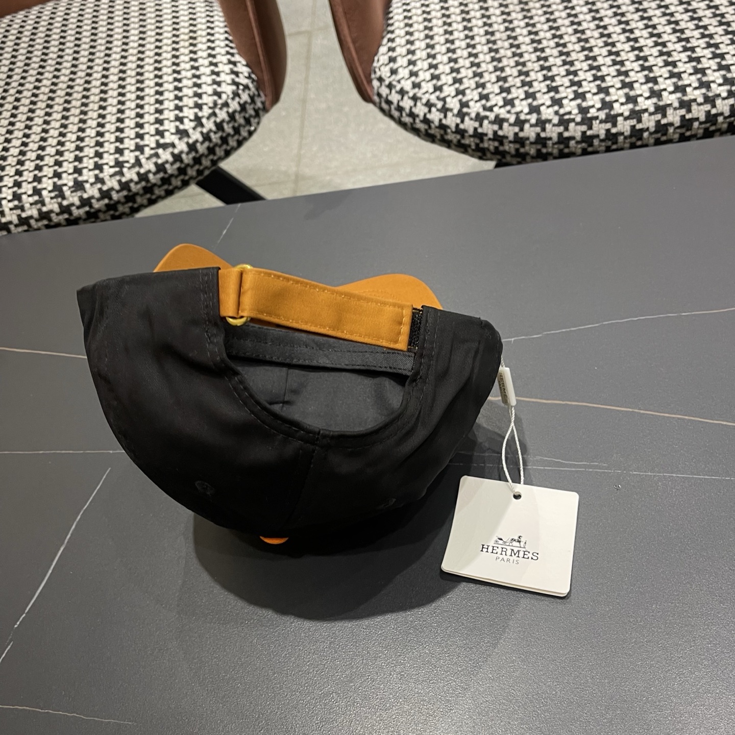 爱马仕HERMES，限量綉花棒球帽，官网原版里布，高版本懂货的来～透气舒适，防晒指数超高，气质名媛风