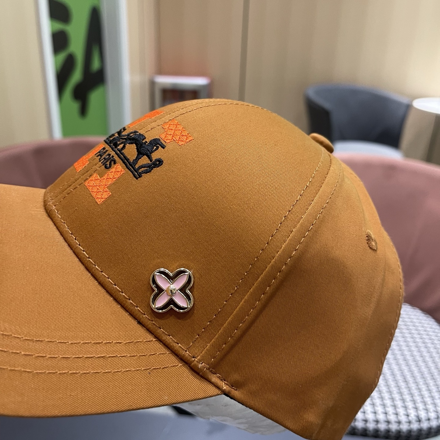 爱马仕HERMES，限量綉花棒球帽，官网原版里布，高版本懂货的来～透气舒适，防晒指数超高，气质名媛风