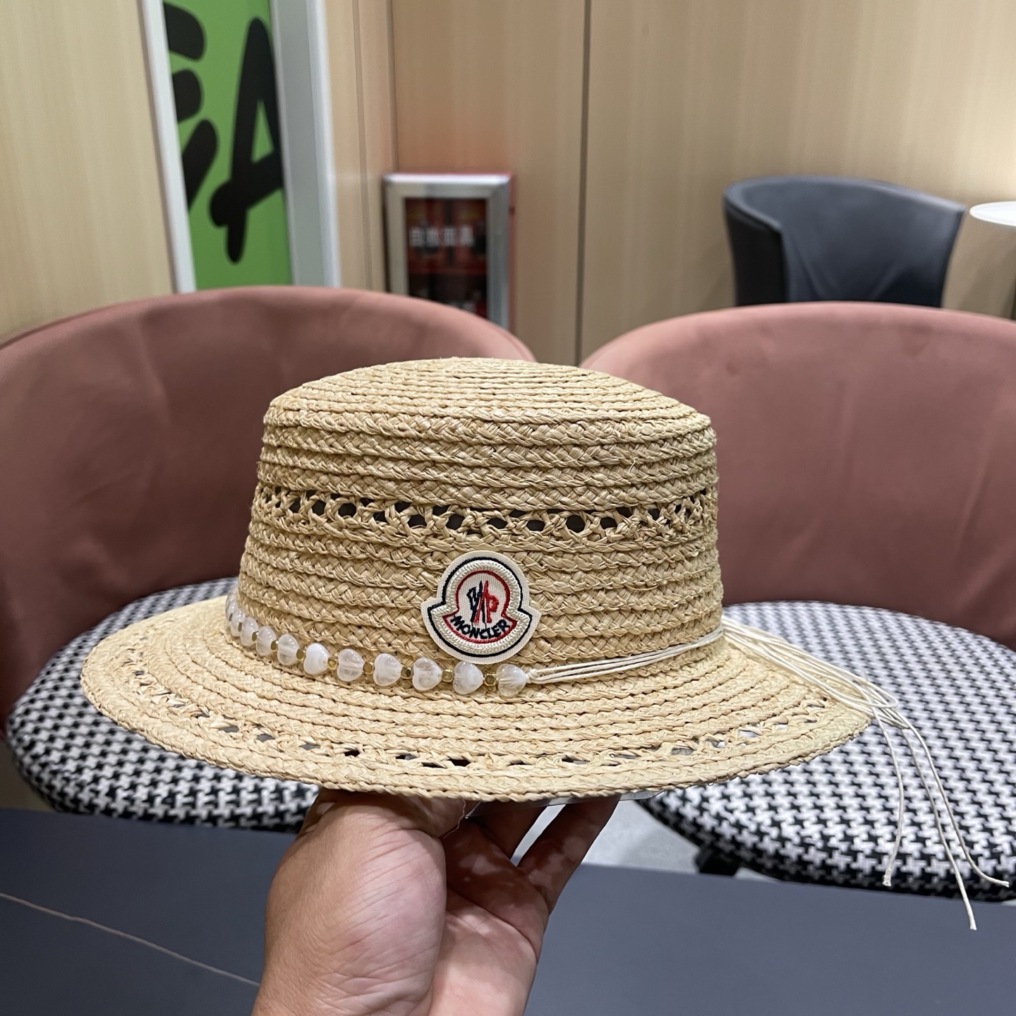 MONCLER（蒙口）镂空平顶拉菲草帽女夏季防晒遮阳帽优雅度假编织礼帽