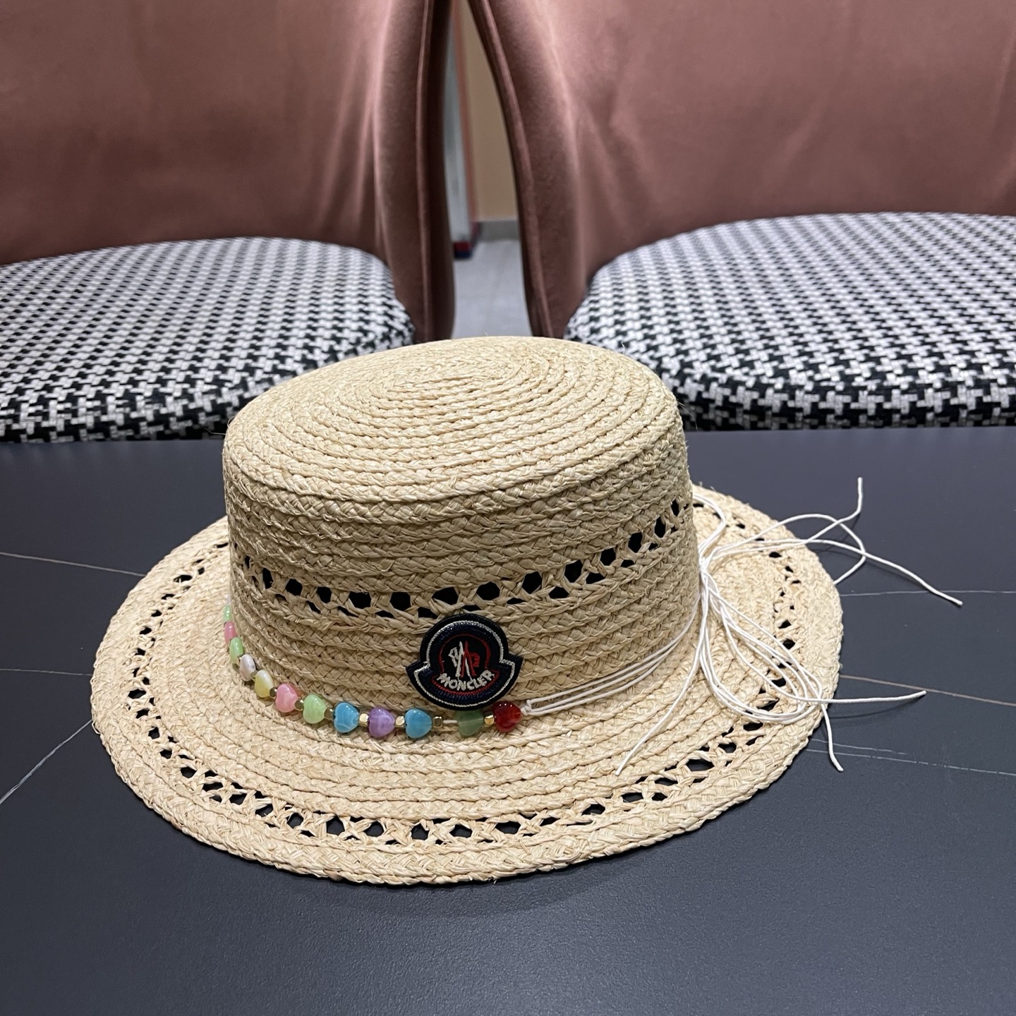 MONCLER（蒙口）镂空平顶拉菲草帽女夏季防晒遮阳帽优雅度假编织礼帽