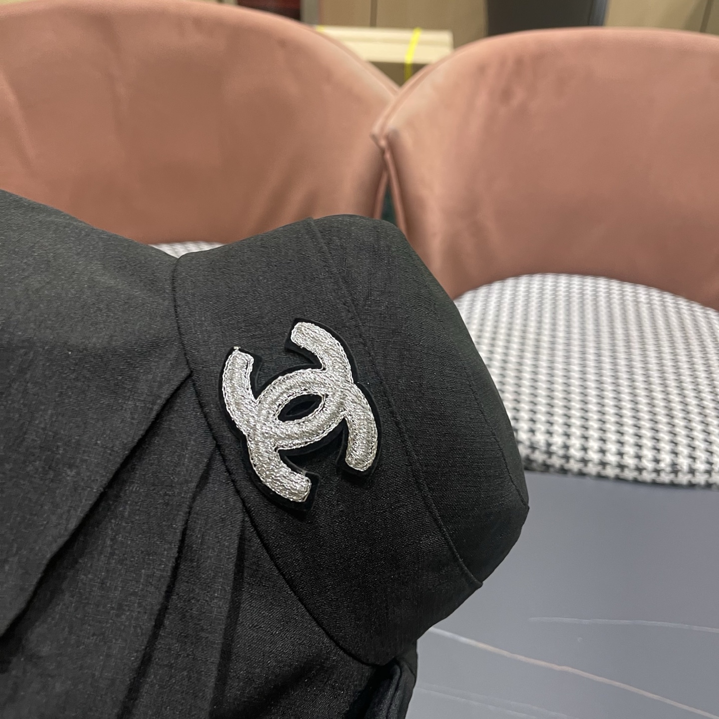 CHANEL香奈儿 百搭渔夫帽潮春夏季后开叉蝴蝶结时尚休闲防晒遮阳帽韩版帽子女