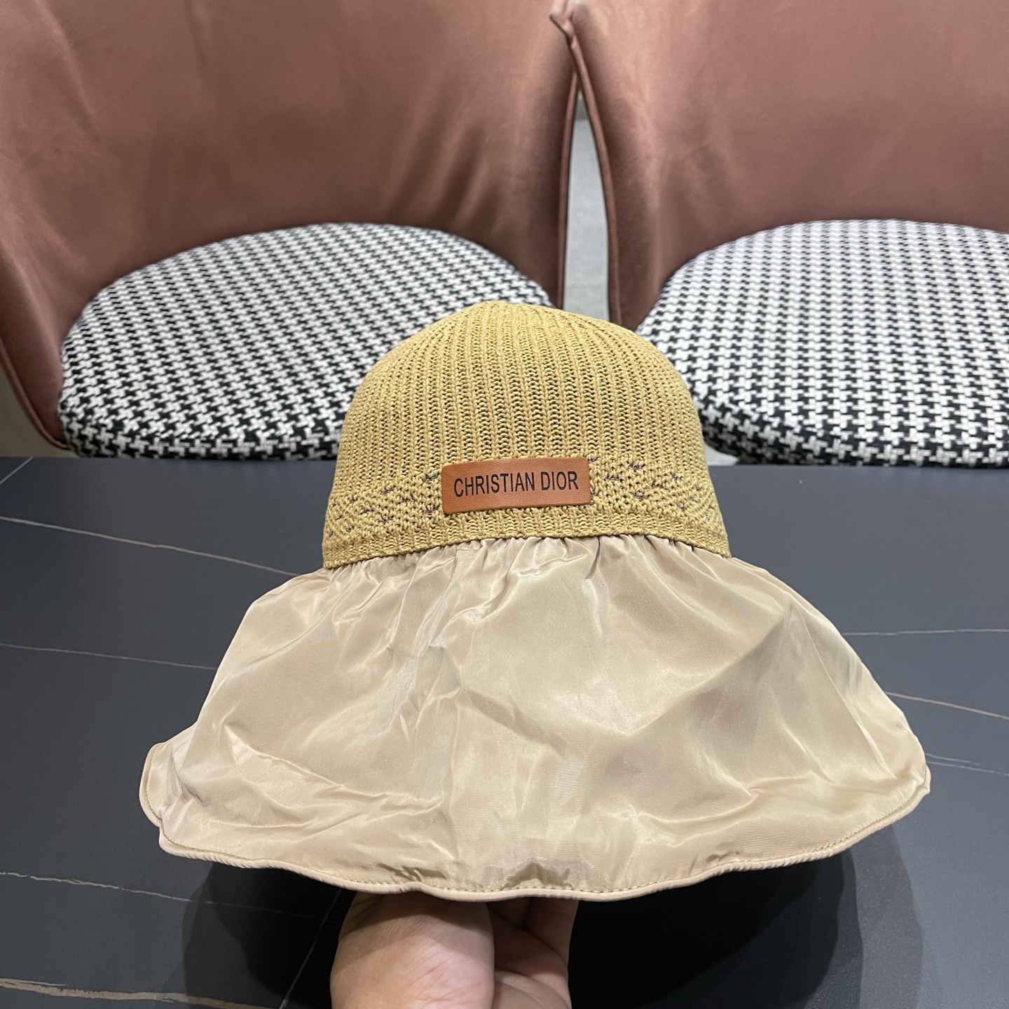 DIOR 迪奥 夏季黑胶蝴蝶结渔夫帽子女防紫外线大檐遮脸太阳帽