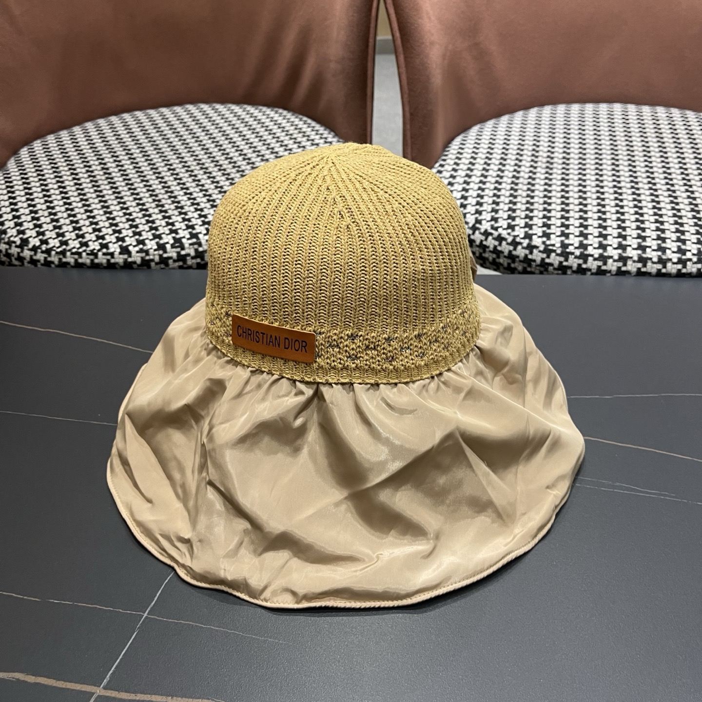 DIOR 迪奥 夏季黑胶蝴蝶结渔夫帽子女防紫外线大檐遮脸太阳帽