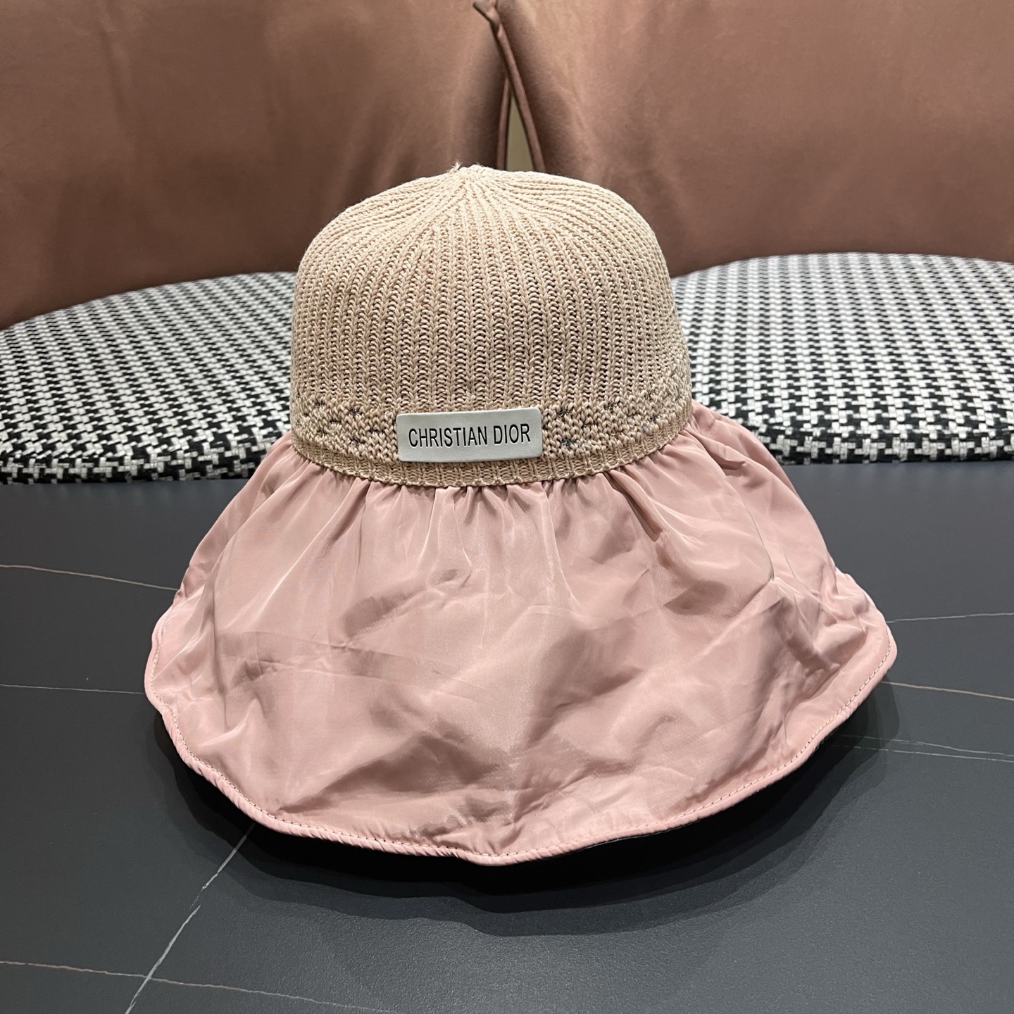DIOR 迪奥 夏季黑胶蝴蝶结渔夫帽子女防紫外线大檐遮脸太阳帽