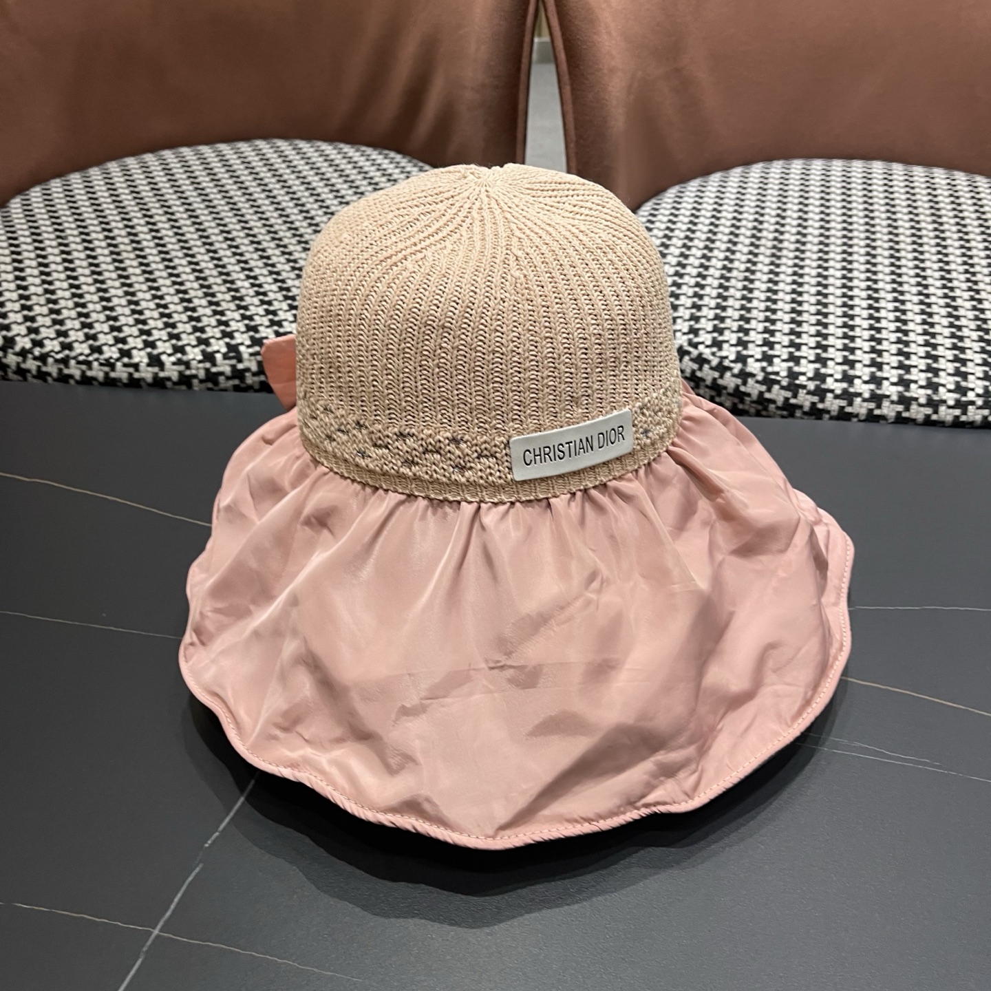 DIOR 迪奥 夏季黑胶蝴蝶结渔夫帽子女防紫外线大檐遮脸太阳帽