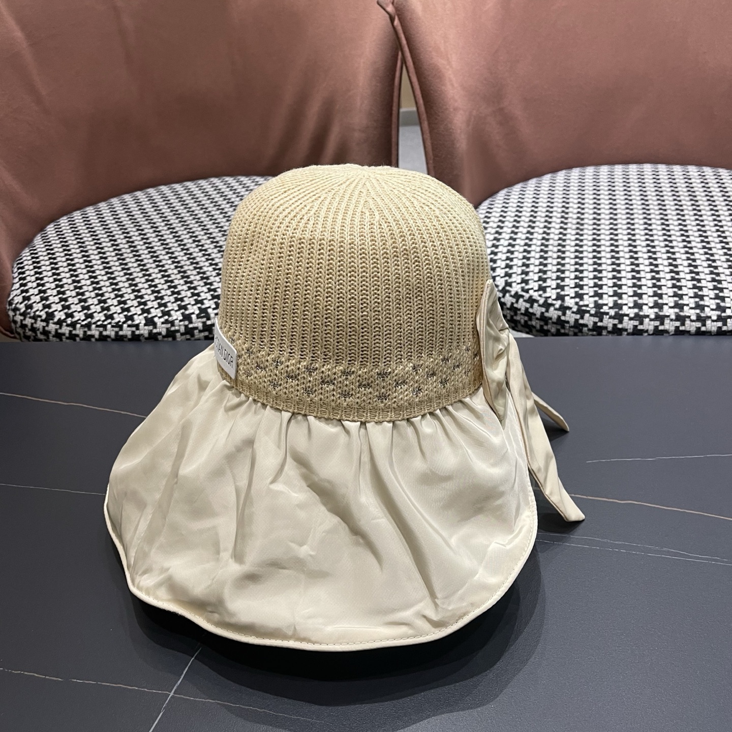 DIOR 迪奥 夏季黑胶蝴蝶结渔夫帽子女防紫外线大檐遮脸太阳帽