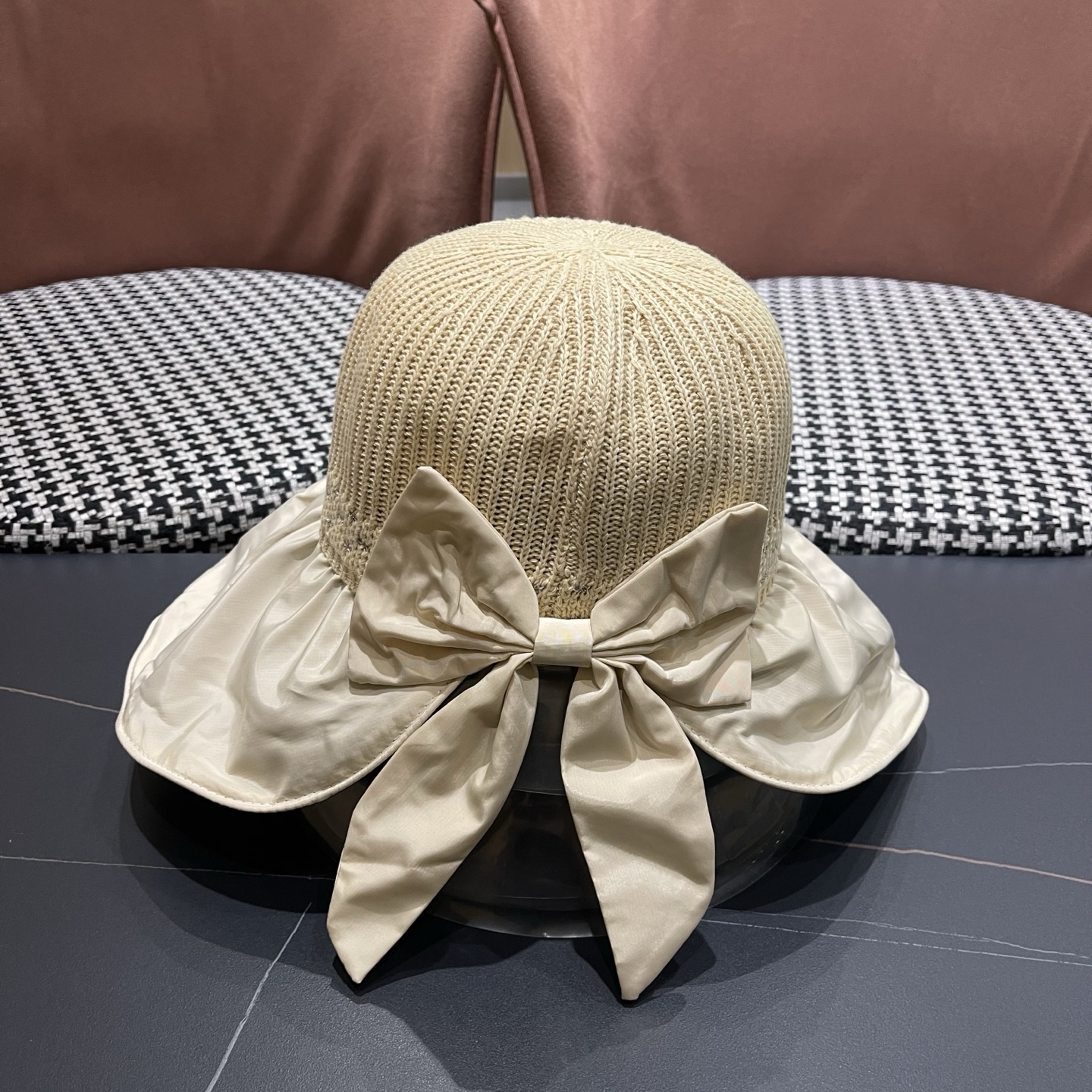 DIOR 迪奥 夏季黑胶蝴蝶结渔夫帽子女防紫外线大檐遮脸太阳帽