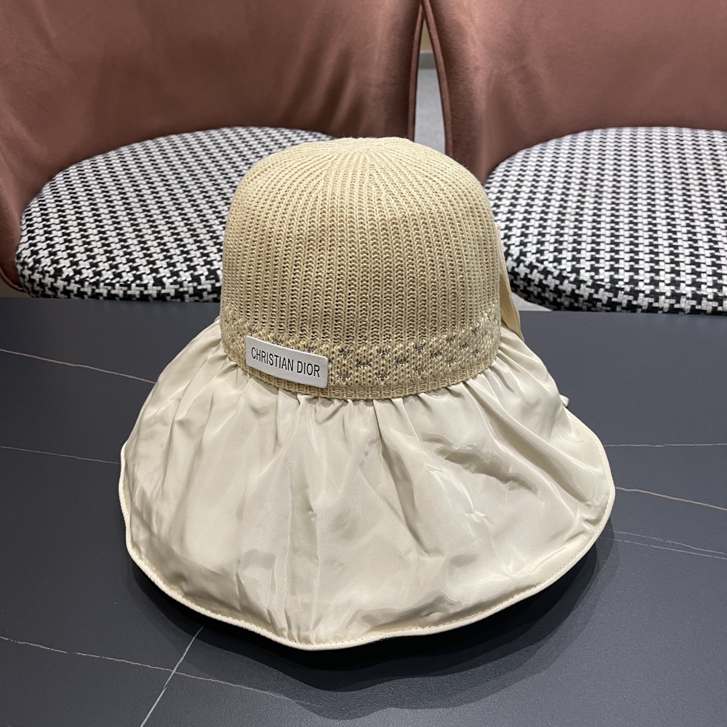 DIOR 迪奥 夏季黑胶蝴蝶结渔夫帽子女防紫外线大檐遮脸太阳帽