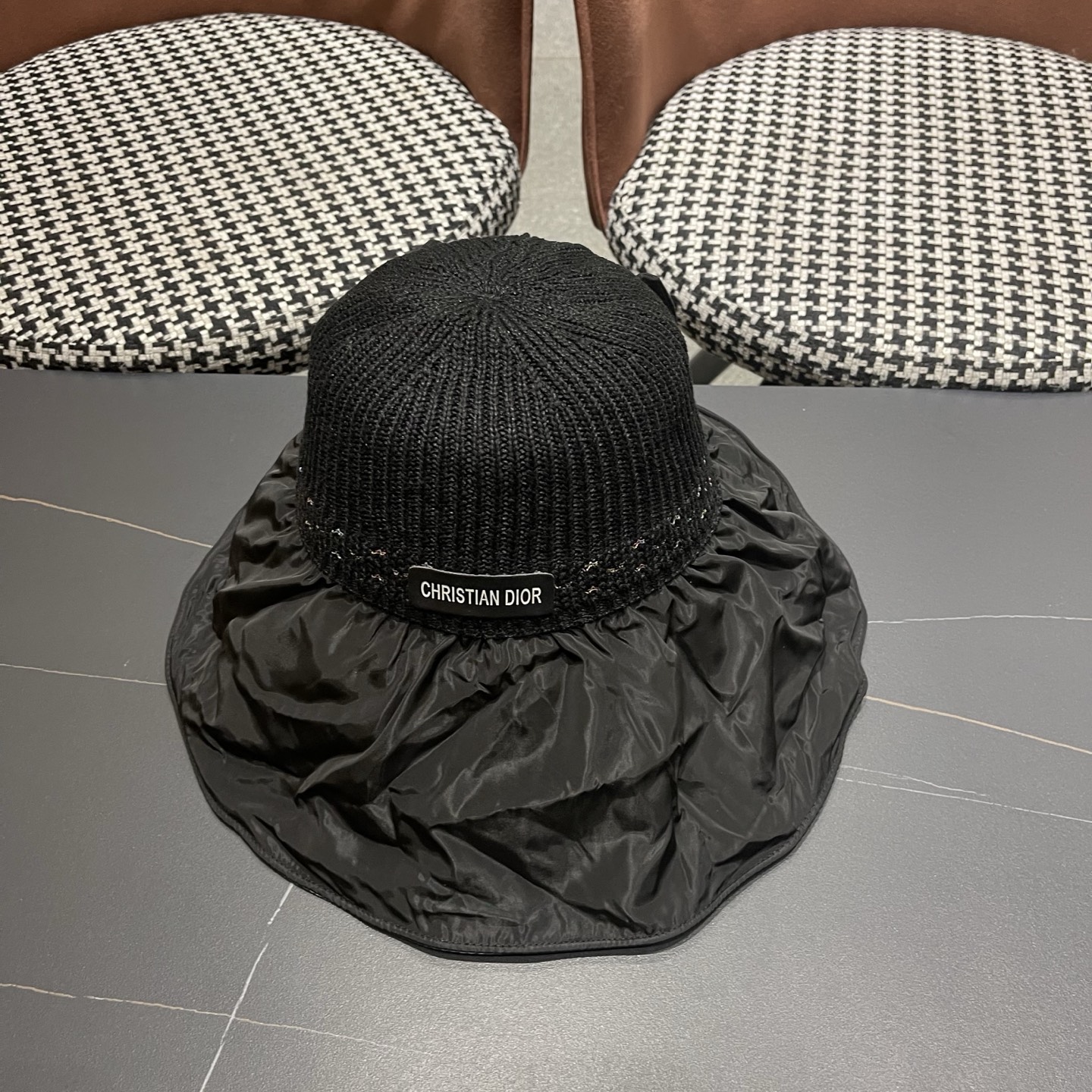 DIOR 迪奥 夏季黑胶蝴蝶结渔夫帽子女防紫外线大檐遮脸太阳帽