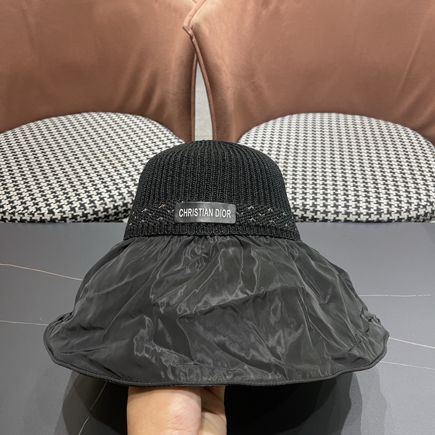 DIOR 迪奥 夏季黑胶蝴蝶结渔夫帽子女防紫外线大檐遮脸太阳帽