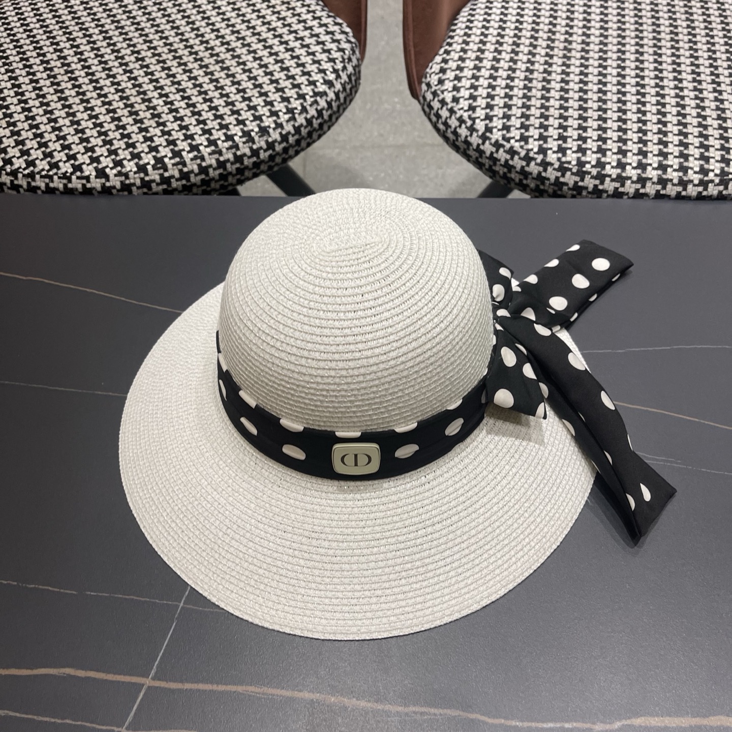 Dior迪奥 夏季帽子女波点飘带草帽旅游度假帽大沿防晒遮阳礼帽翘沿太阳海边