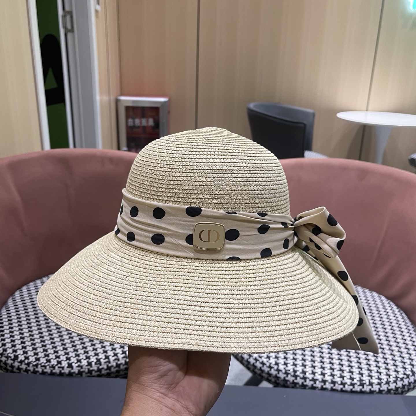 Dior迪奥 夏季帽子女波点飘带草帽旅游度假帽大沿防晒遮阳礼帽翘沿太阳海边