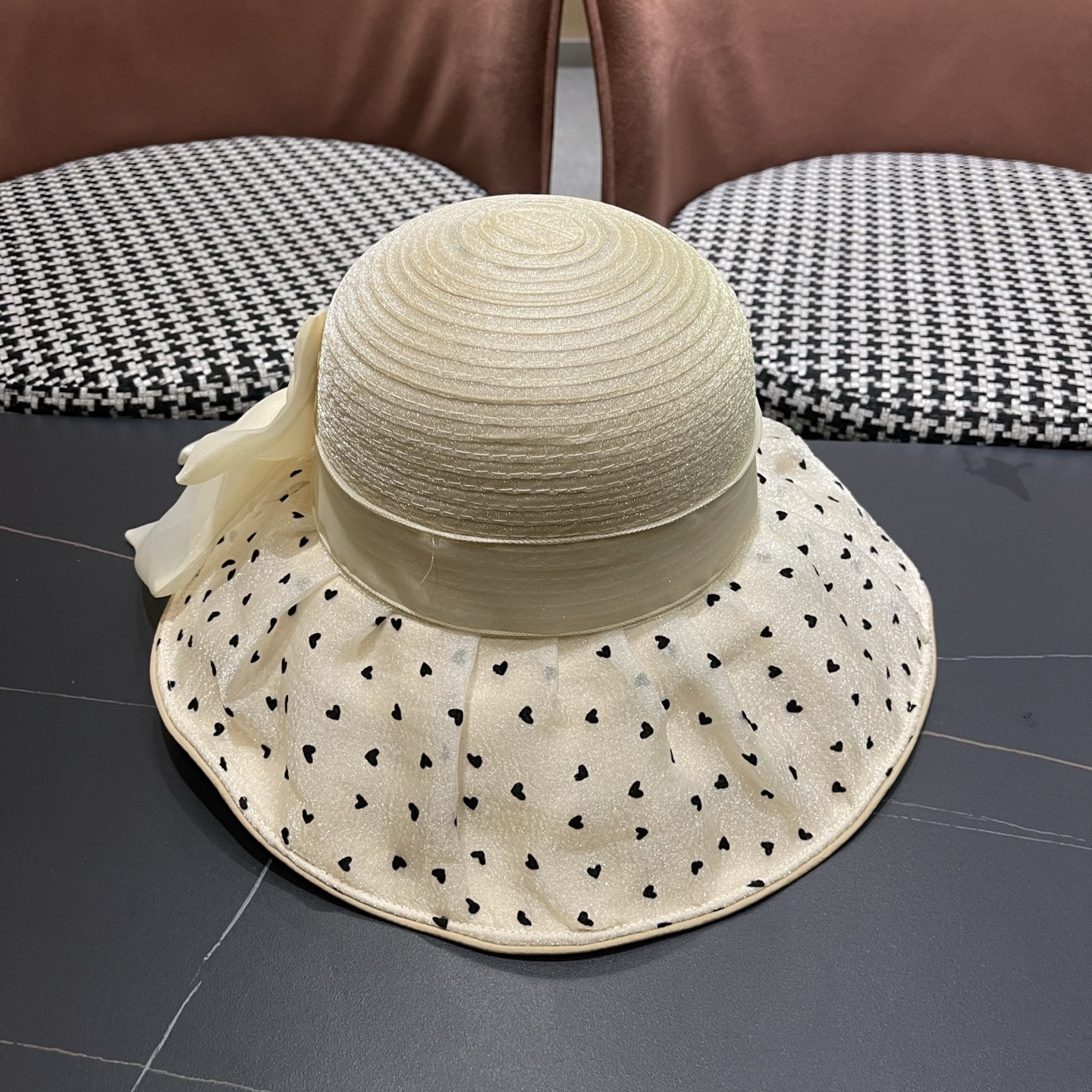 LV路易威登 夏季防晒帽女大帽檐欧根纱遮阳帽子法式波点妈妈帽显脸小渔夫帽子