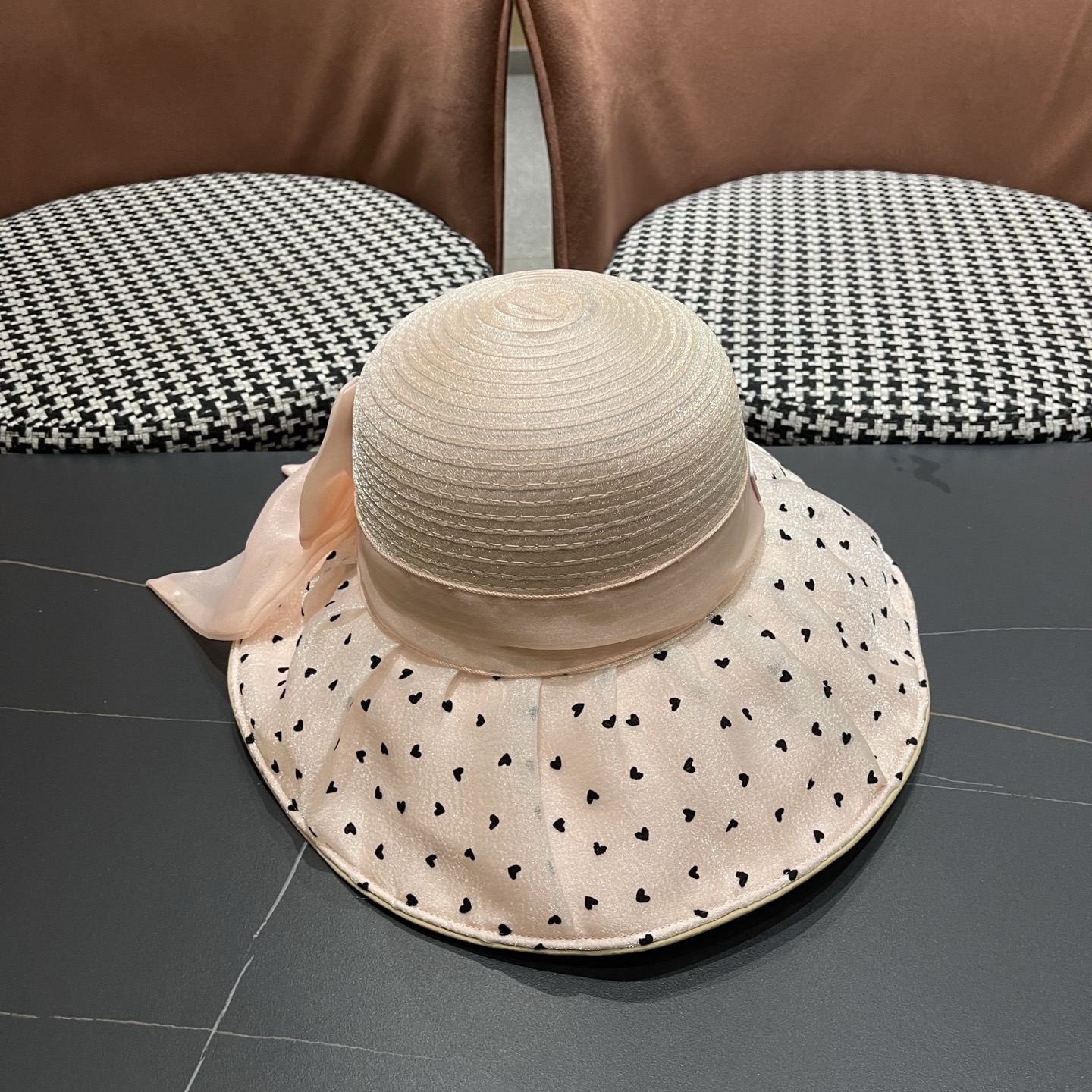 LV路易威登 夏季防晒帽女大帽檐欧根纱遮阳帽子法式波点妈妈帽显脸小渔夫帽子