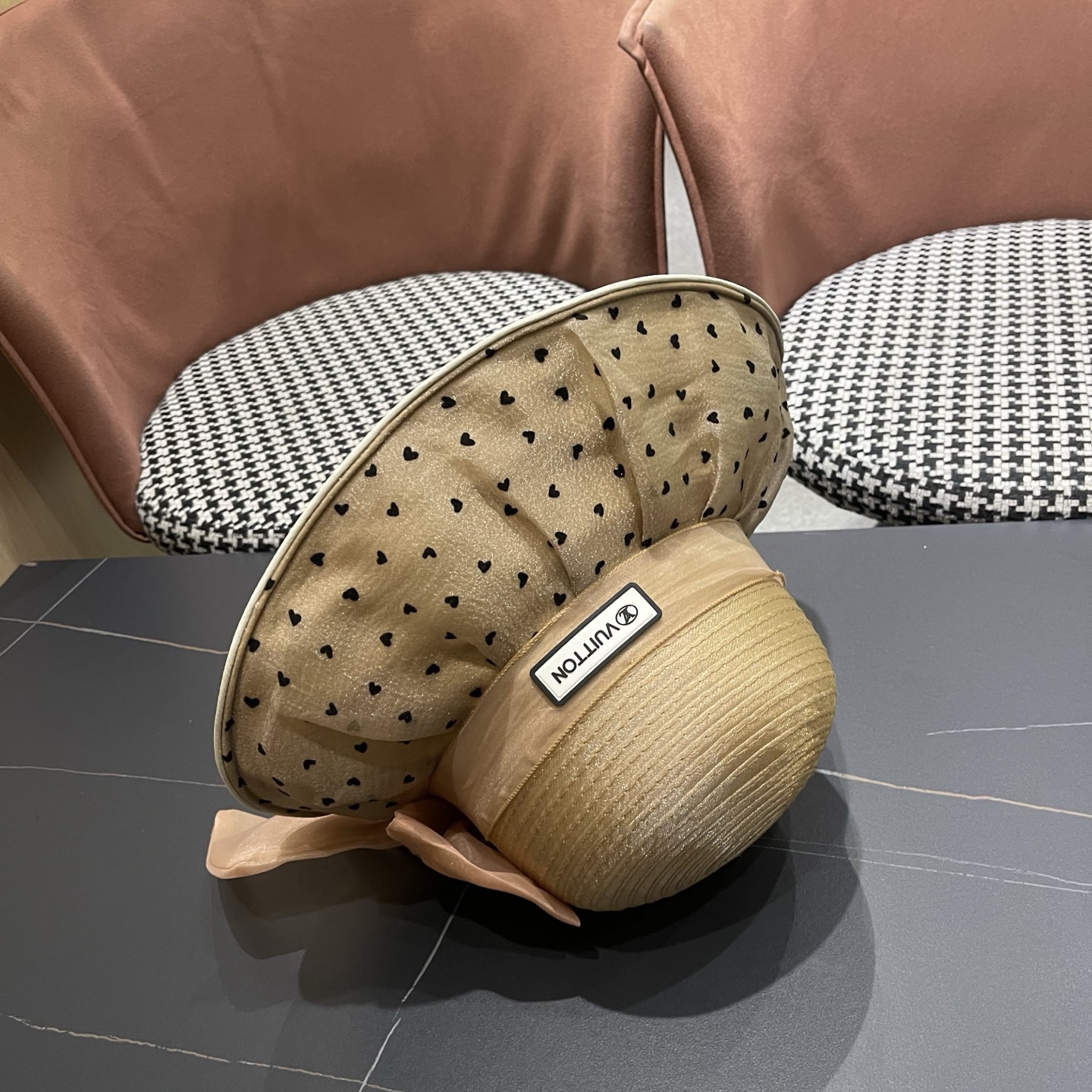 LV路易威登 夏季防晒帽女大帽檐欧根纱遮阳帽子法式波点妈妈帽显脸小渔夫帽子