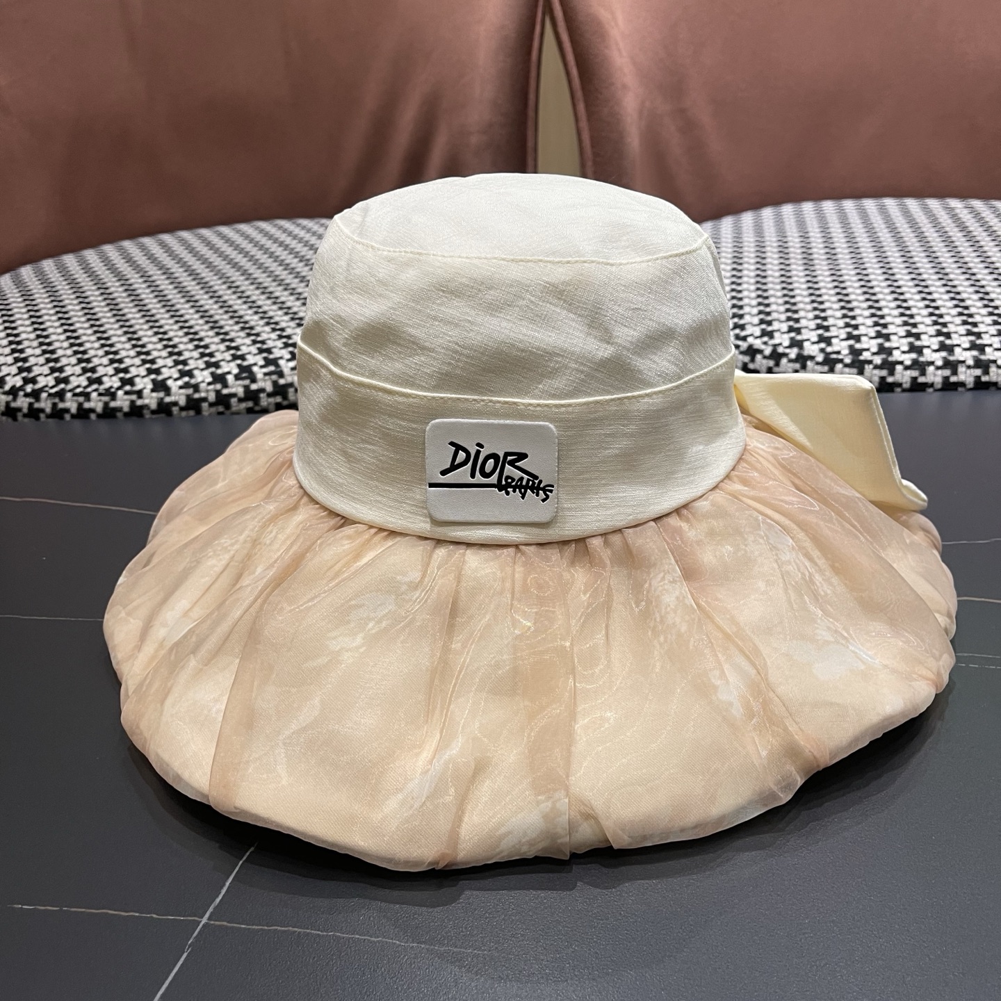 Dior迪奥 新款女士薄款洋气帽子夏季蝴蝶结渔夫帽薄 款出游遮阳帽防晒太阳帽