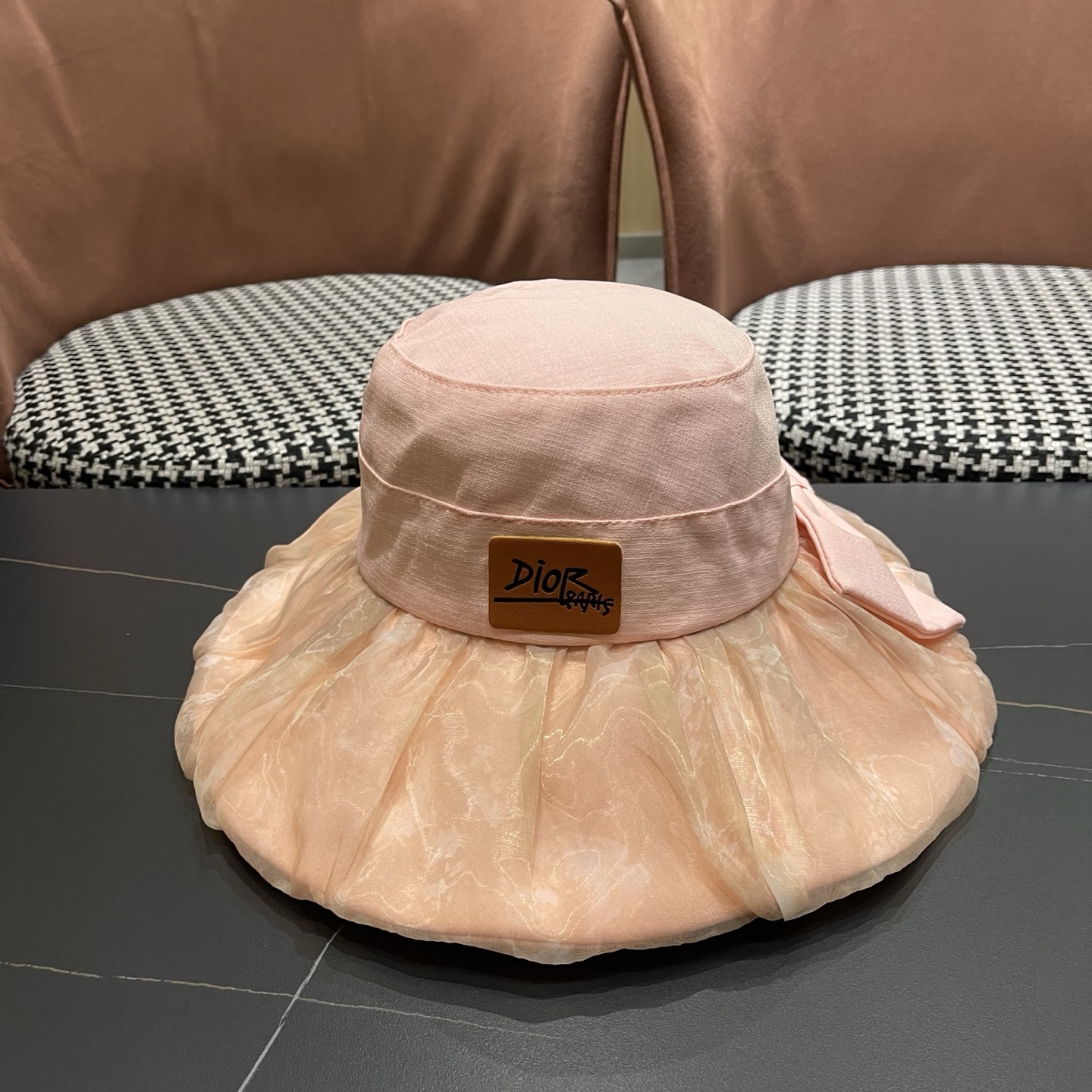 Dior迪奥 新款女士薄款洋气帽子夏季蝴蝶结渔夫帽薄 款出游遮阳帽防晒太阳帽