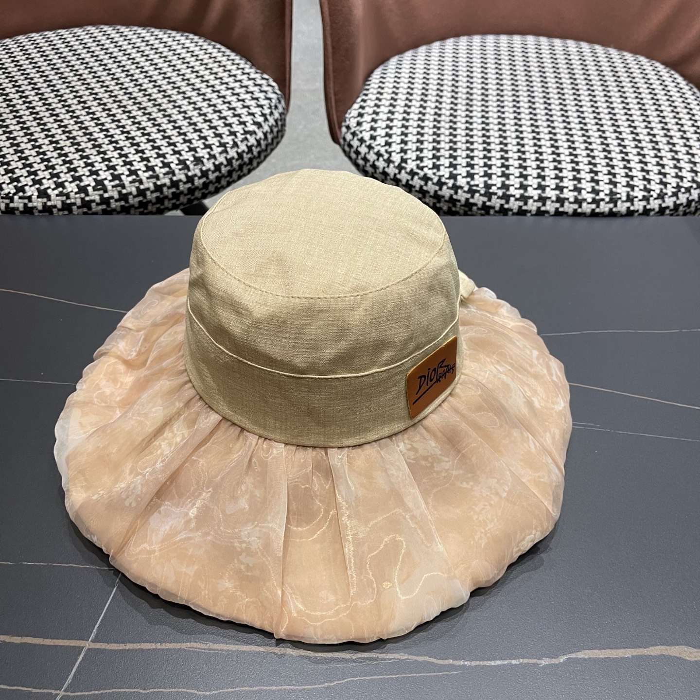 Dior迪奥 新款女士薄款洋气帽子夏季蝴蝶结渔夫帽薄 款出游遮阳帽防晒太阳帽