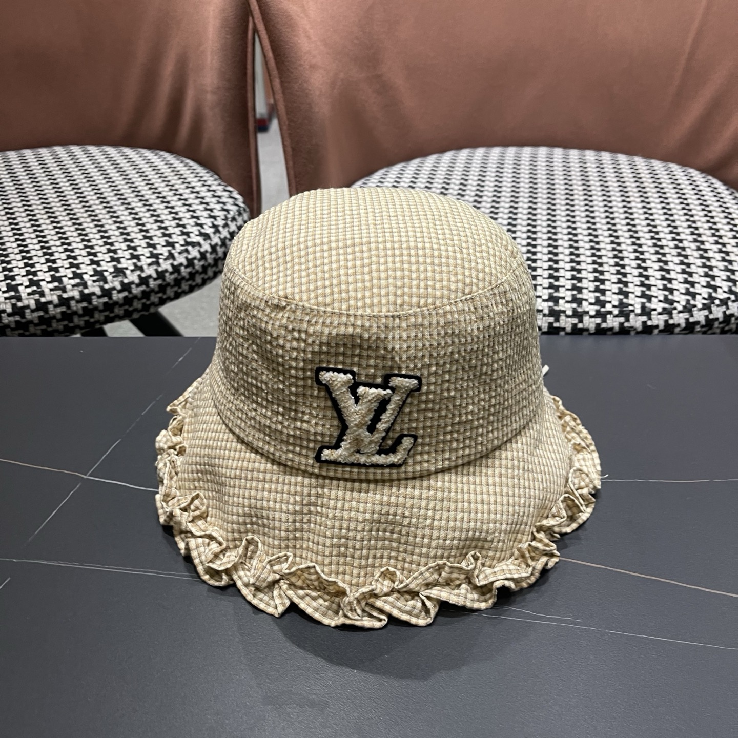 LV路易威登 韩版花边格纹渔夫帽子女春秋季时尚显脸小盆帽 户外出游防晒遮阳帽